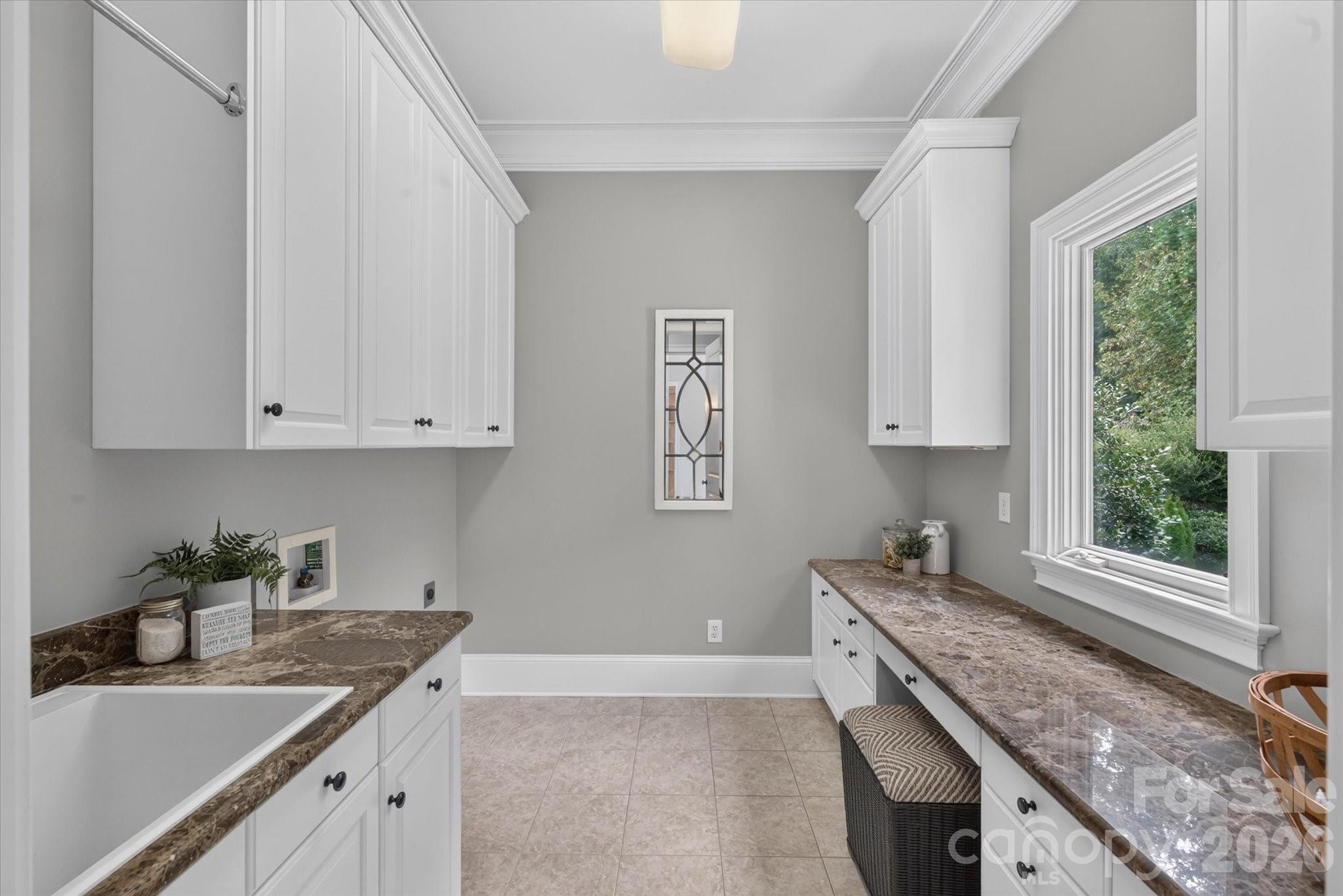 1025 Sherringham Way Property Photo 27