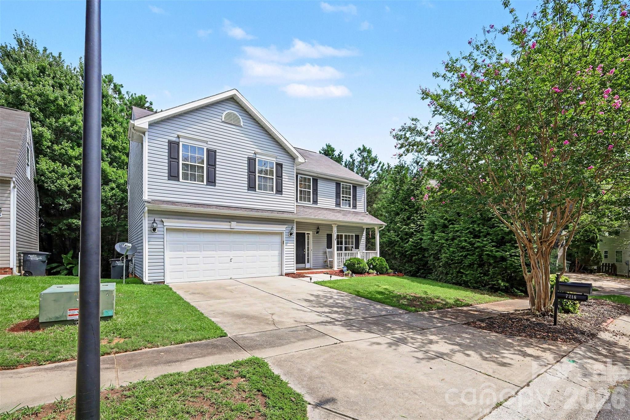 7218 Cascading Pines Drive Property Photo 4