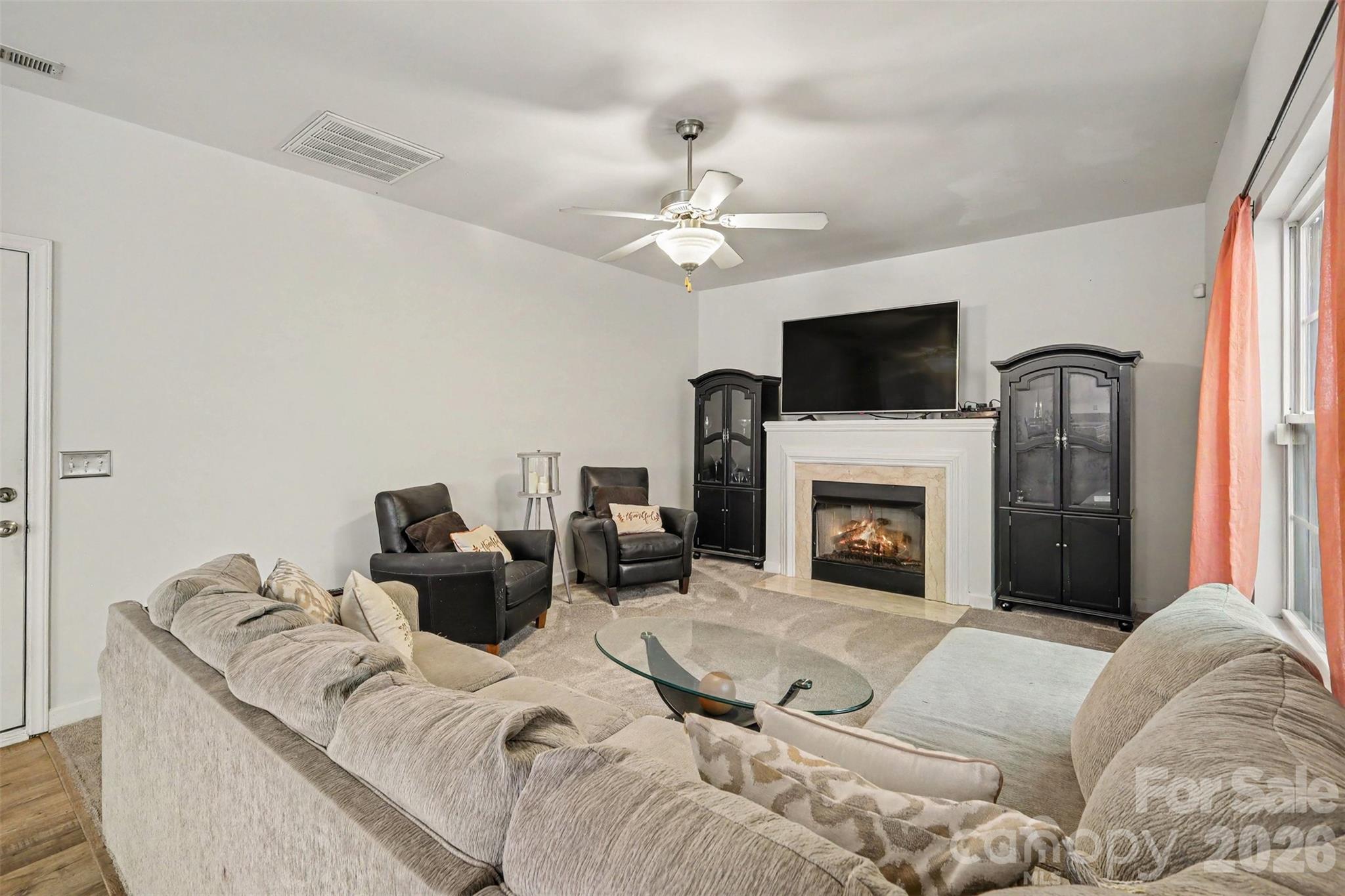 7218 Cascading Pines Drive Property Photo 7