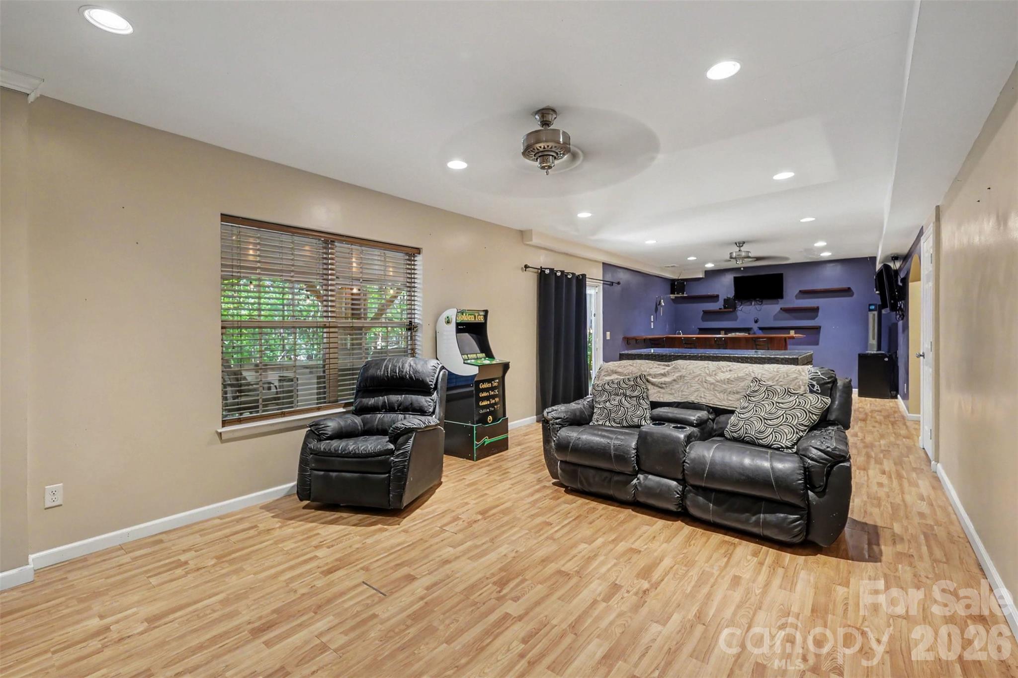 7218 Cascading Pines Drive Property Photo 27