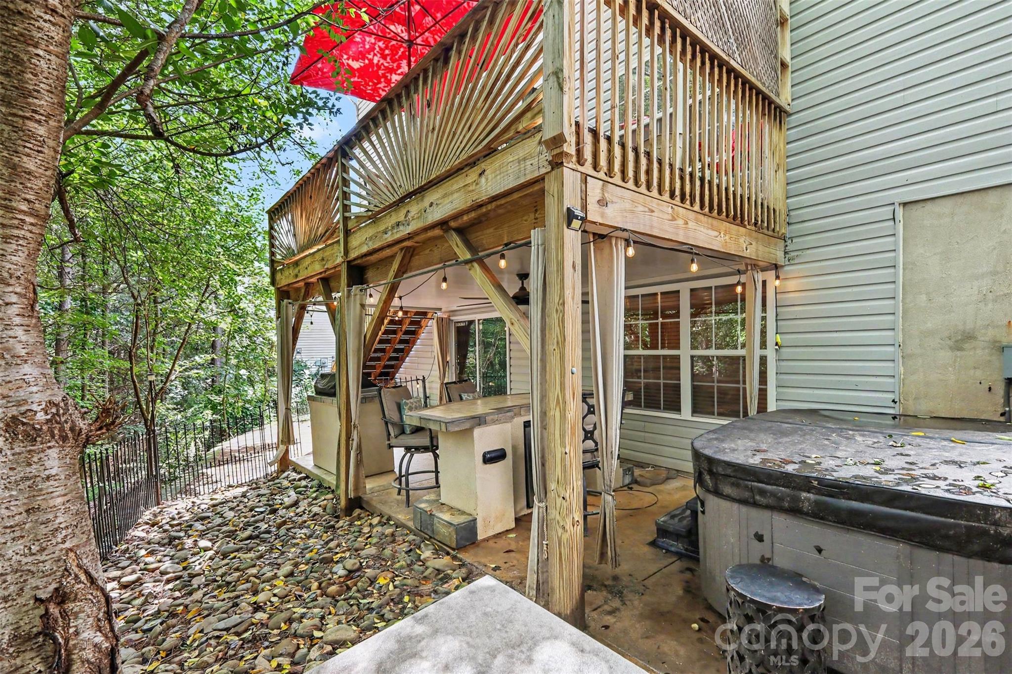 7218 Cascading Pines Drive Property Photo 37