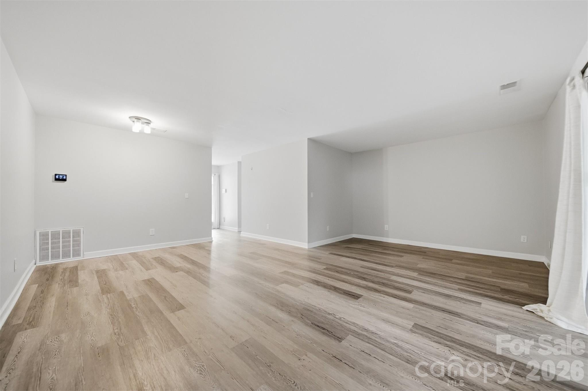 4340 N Center Street 203 Property Photo 7