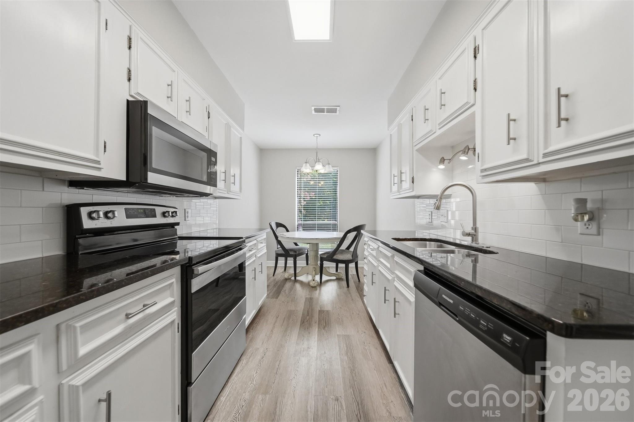 4340 N Center Street 203 Property Photo 10