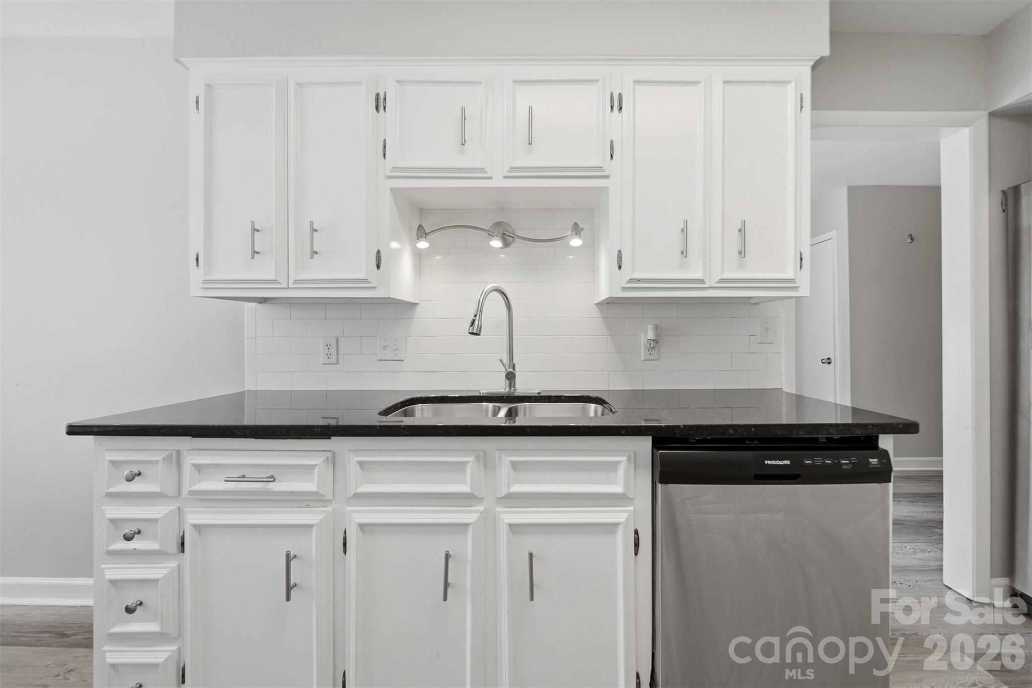 4340 N Center Street 203 Property Photo 12