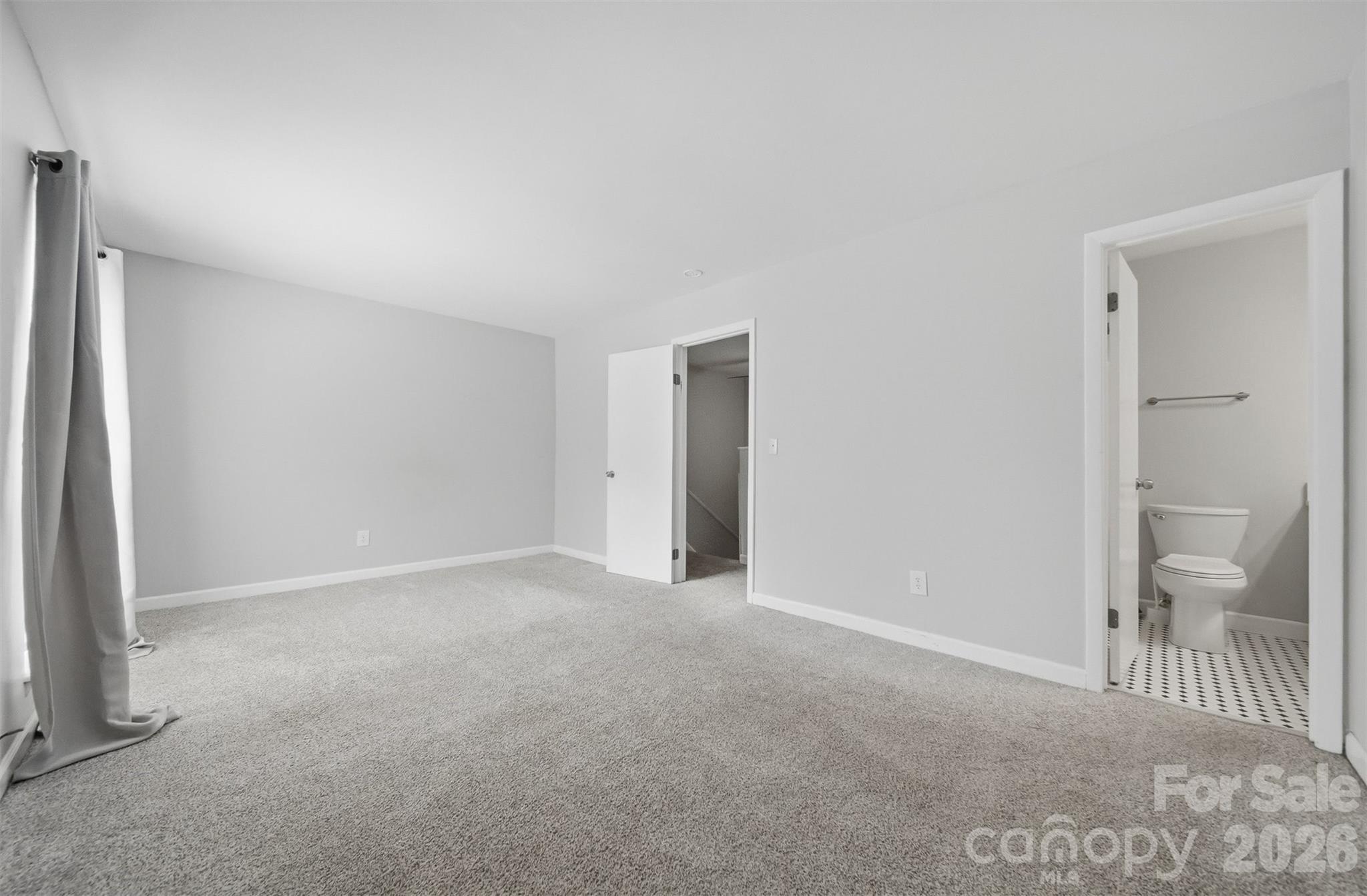 4340 N Center Street 203 Property Photo 23