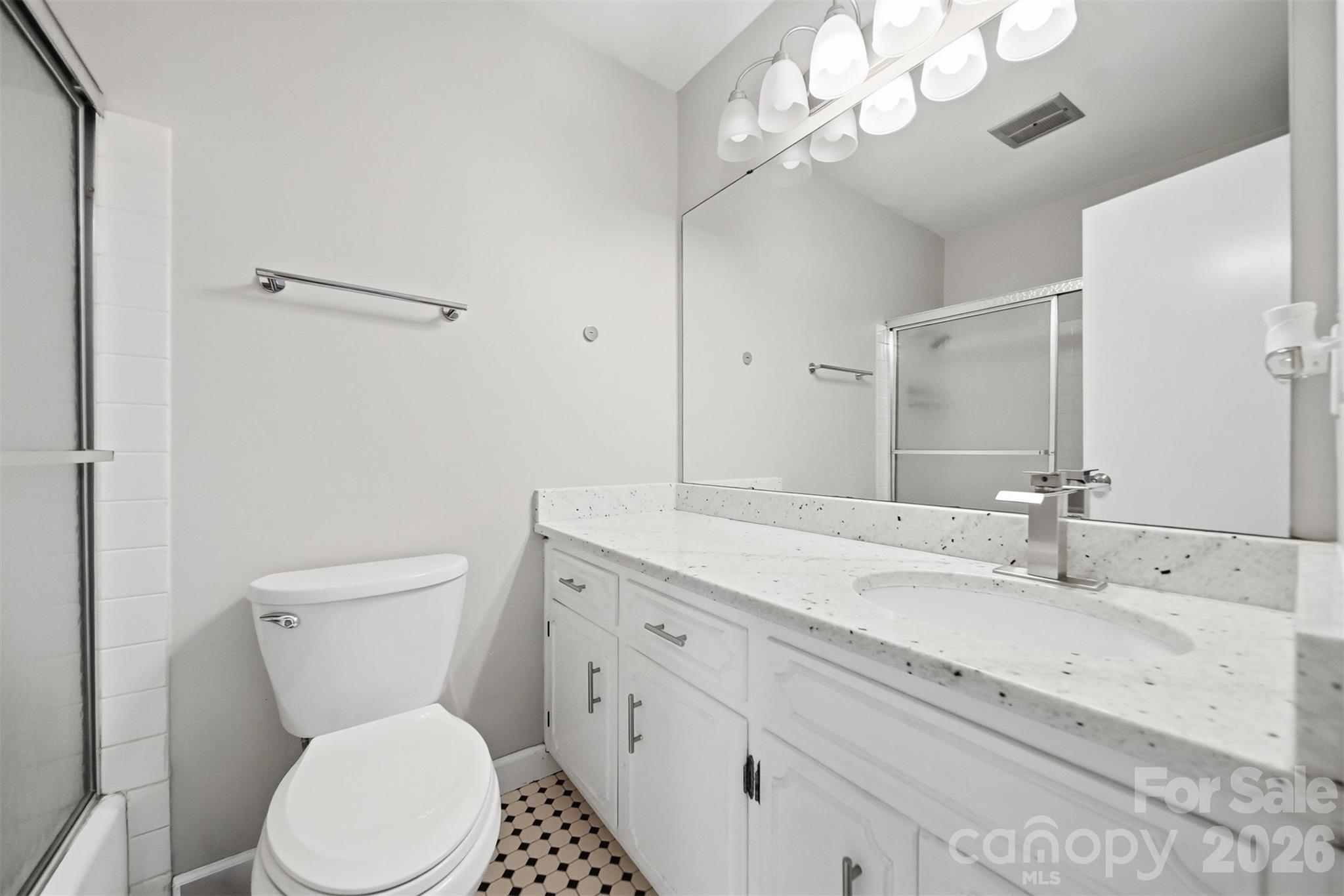 4340 N Center Street 203 Property Photo 24