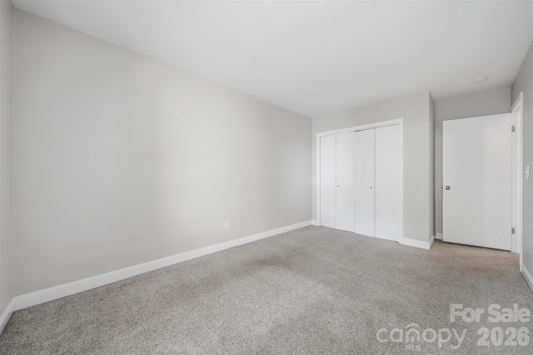 4340 N Center Street 203 Property Photo 28