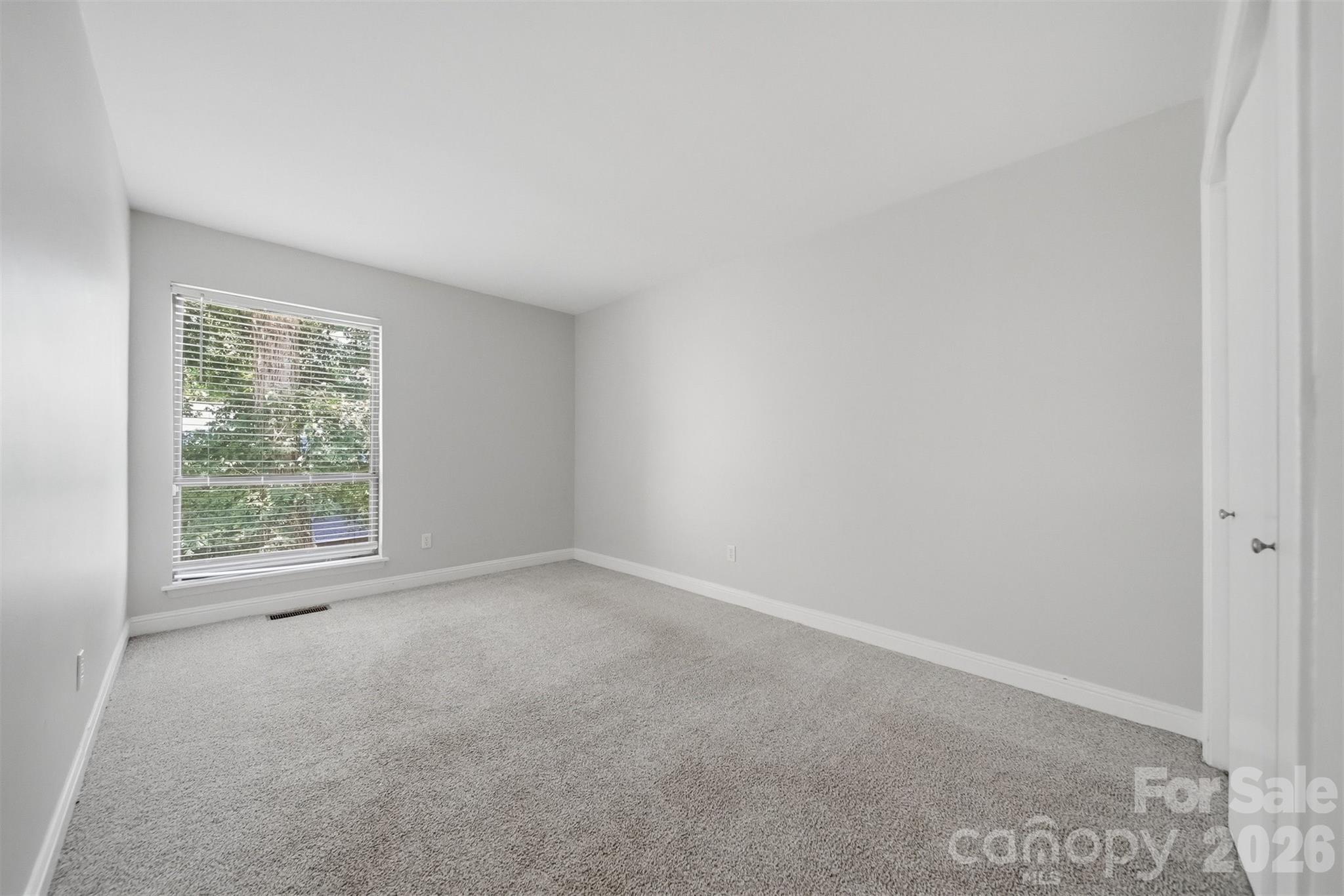 4340 N Center Street 203 Property Photo 29