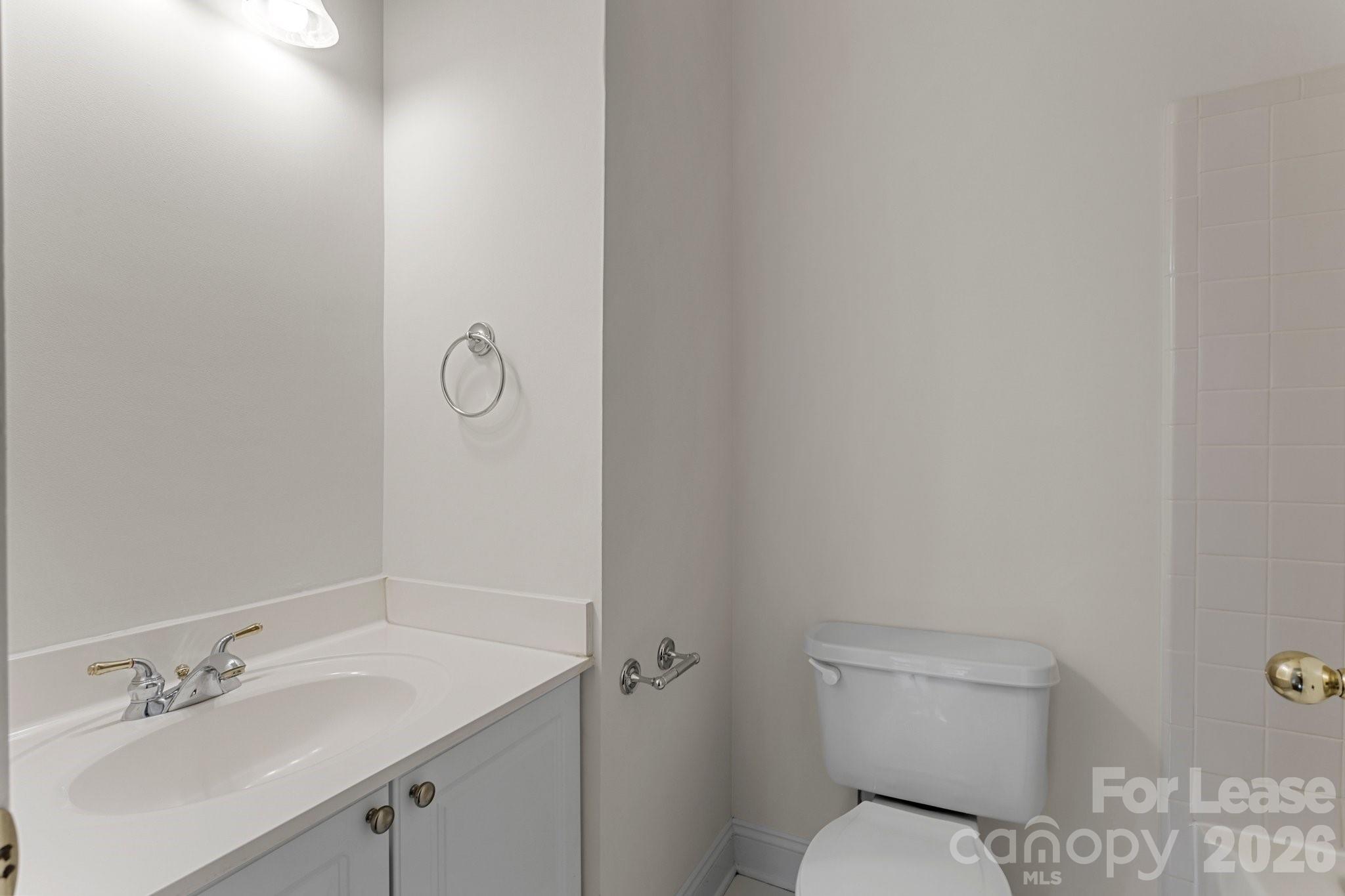 1192 Hampton Gardens Lane Property Photo 17