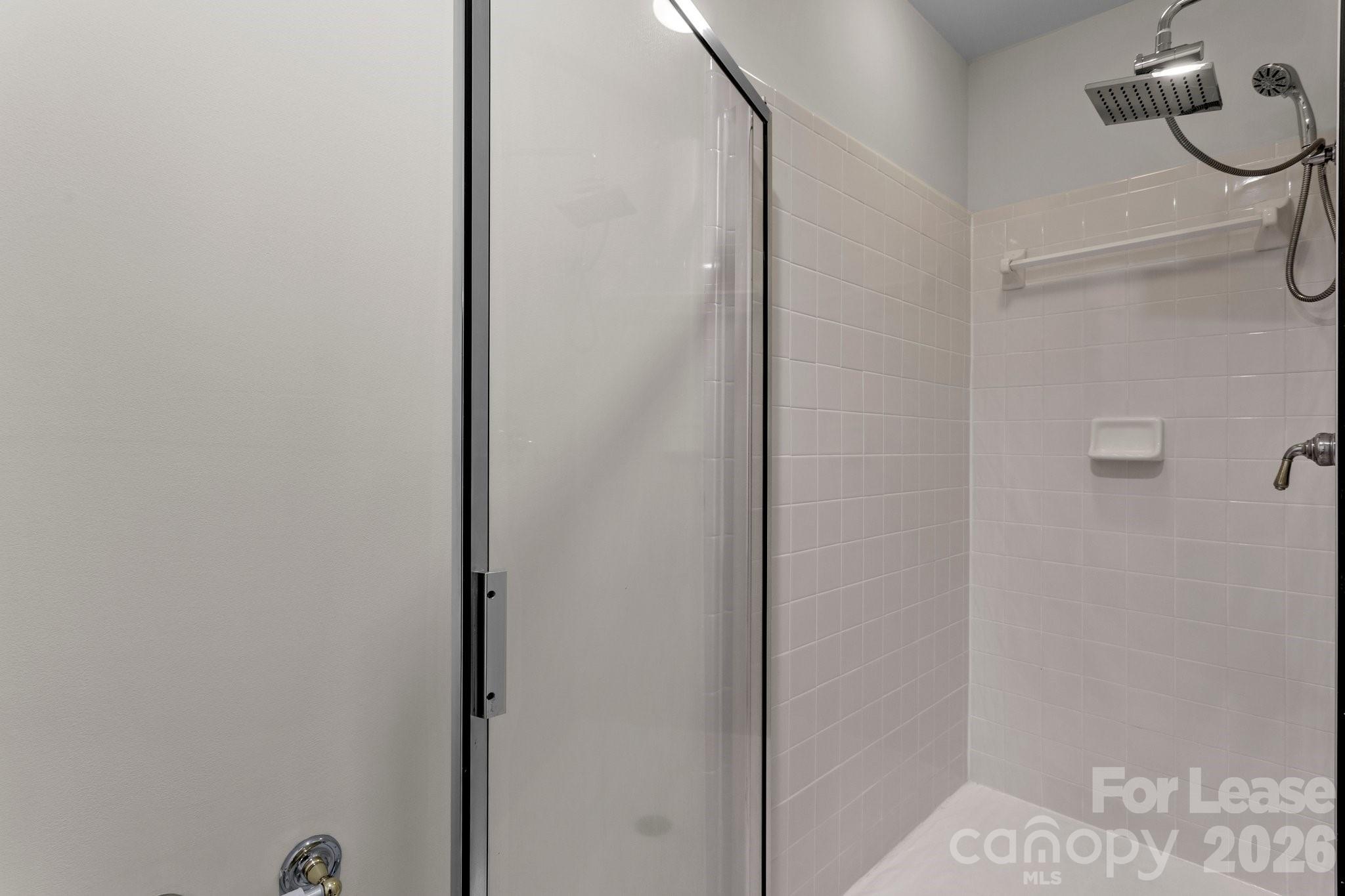 1192 Hampton Gardens Lane Property Photo 23