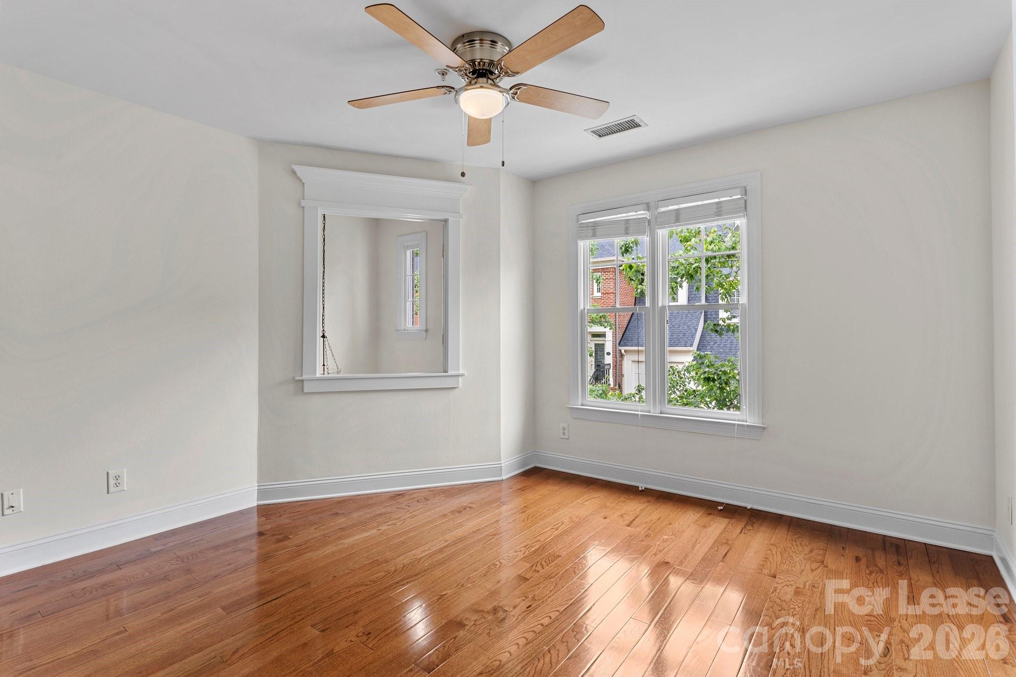 1192 Hampton Gardens Lane Property Photo 25
