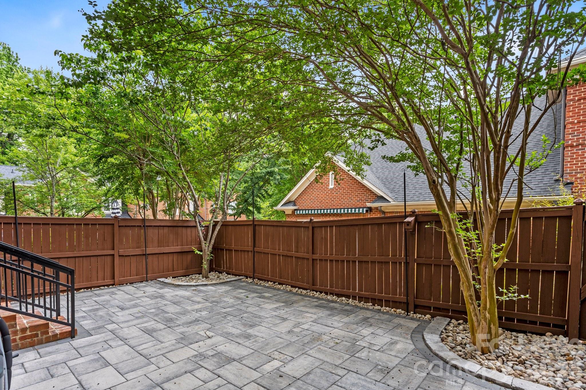 1192 Hampton Gardens Lane Property Photo 30