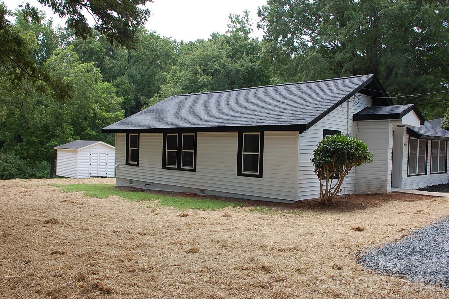 24674 Saint Martin Road Property Photo 4