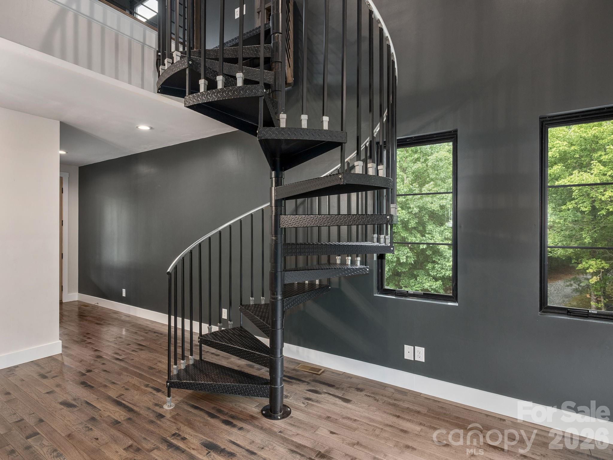 364 Hallelujah Hill Lane Property Photo 6