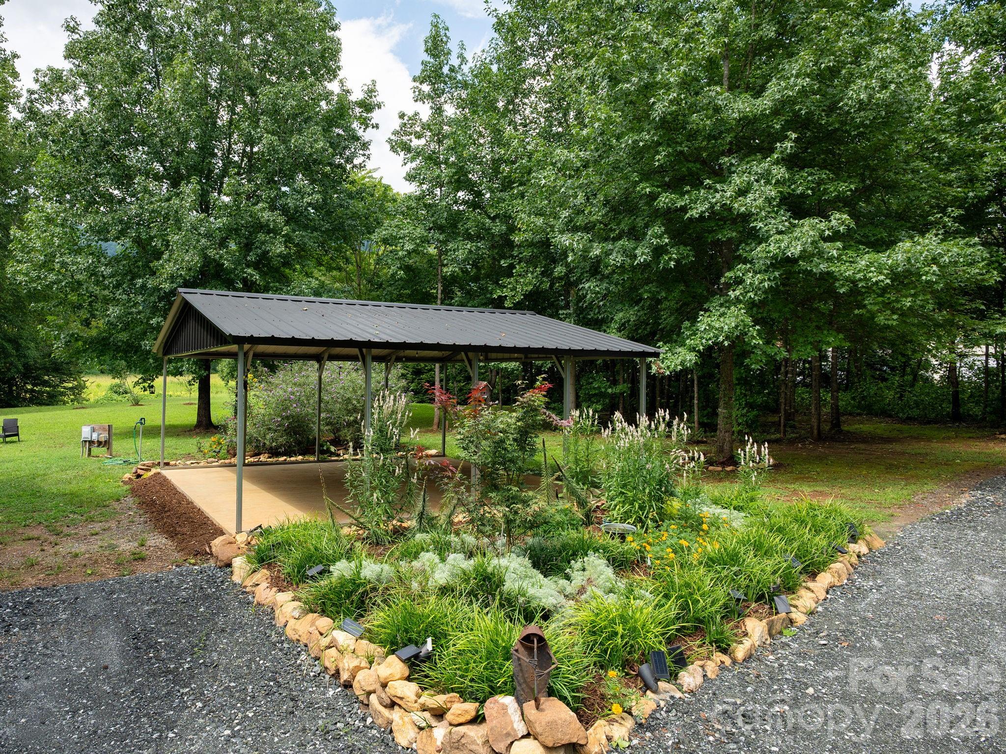 364 Hallelujah Hill Lane Property Photo 27