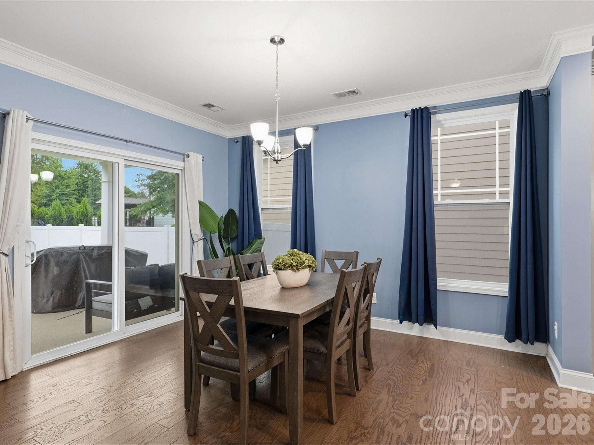2963 Bridgewater Street Property Photo 17