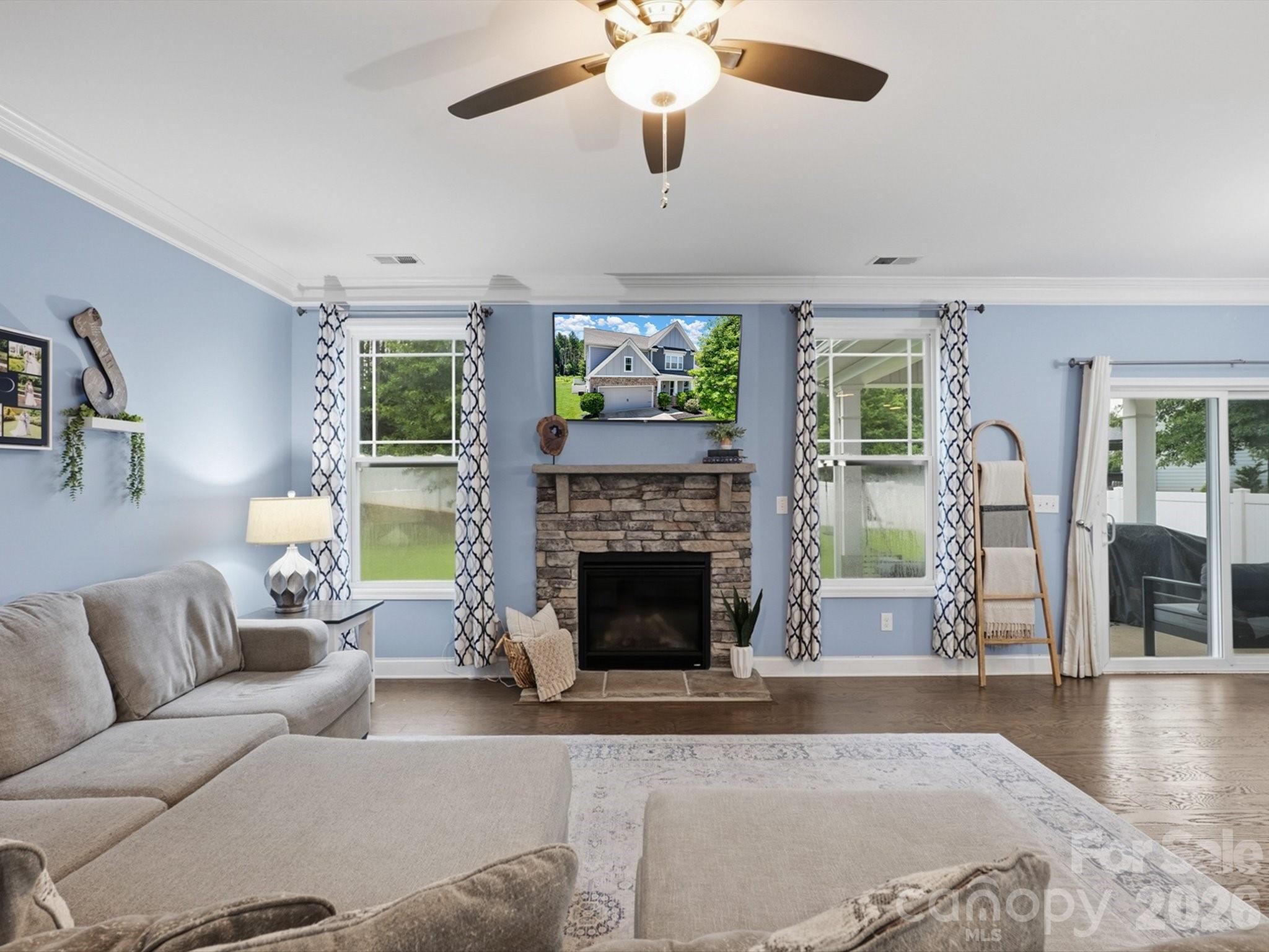 2963 Bridgewater Street Property Photo 18