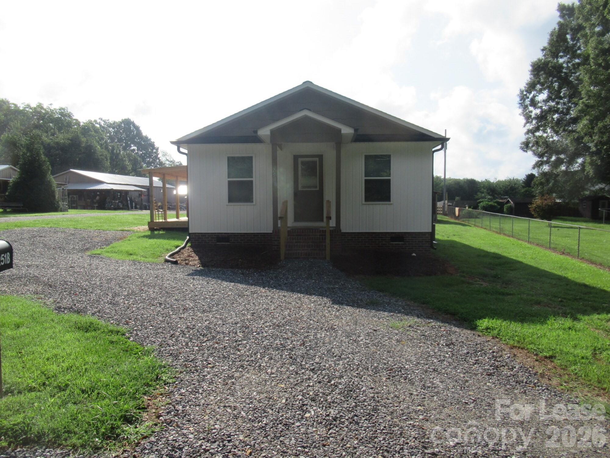251b S B Avenue Property Photo 2