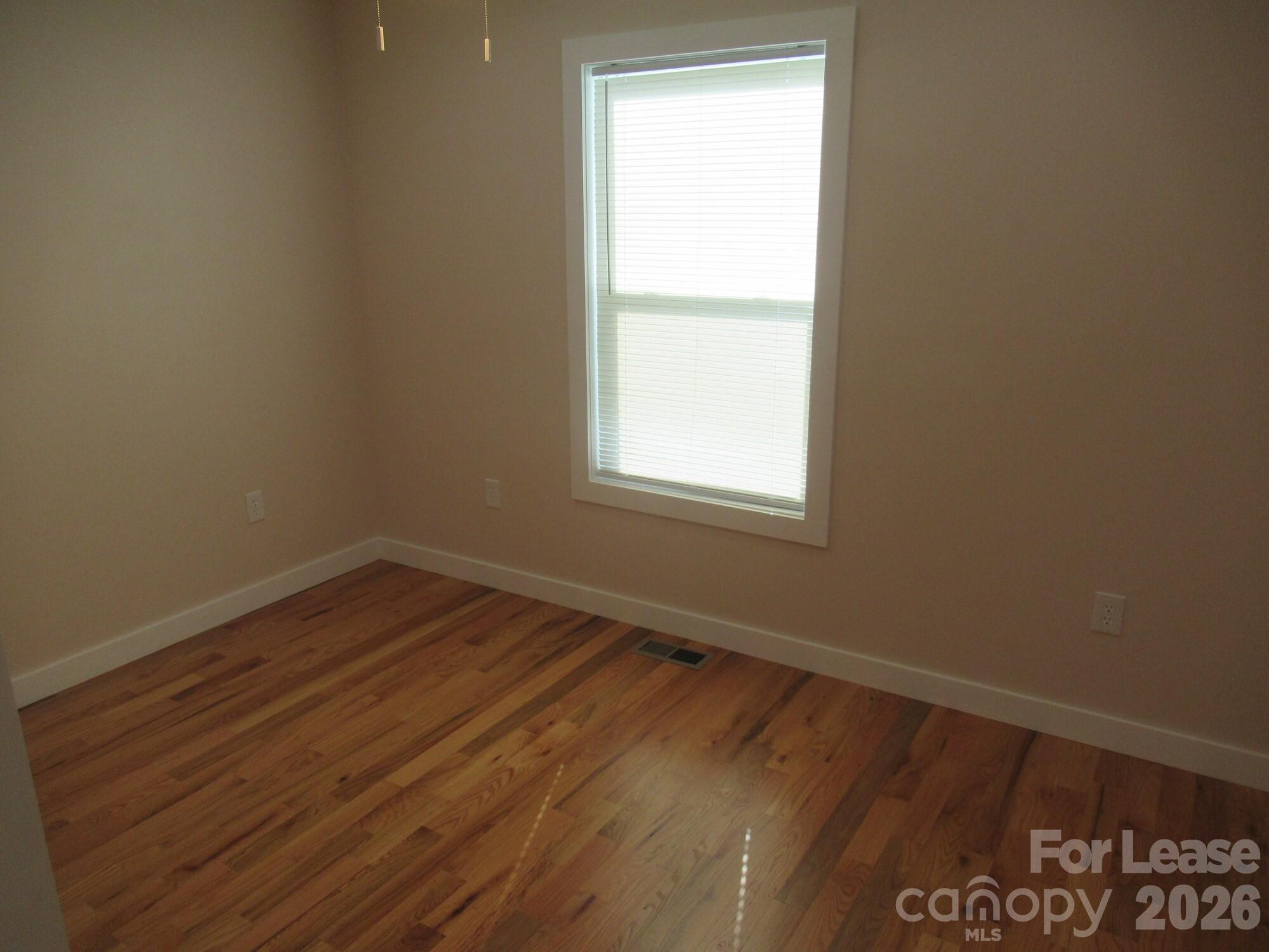 251b S B Avenue Property Photo 18