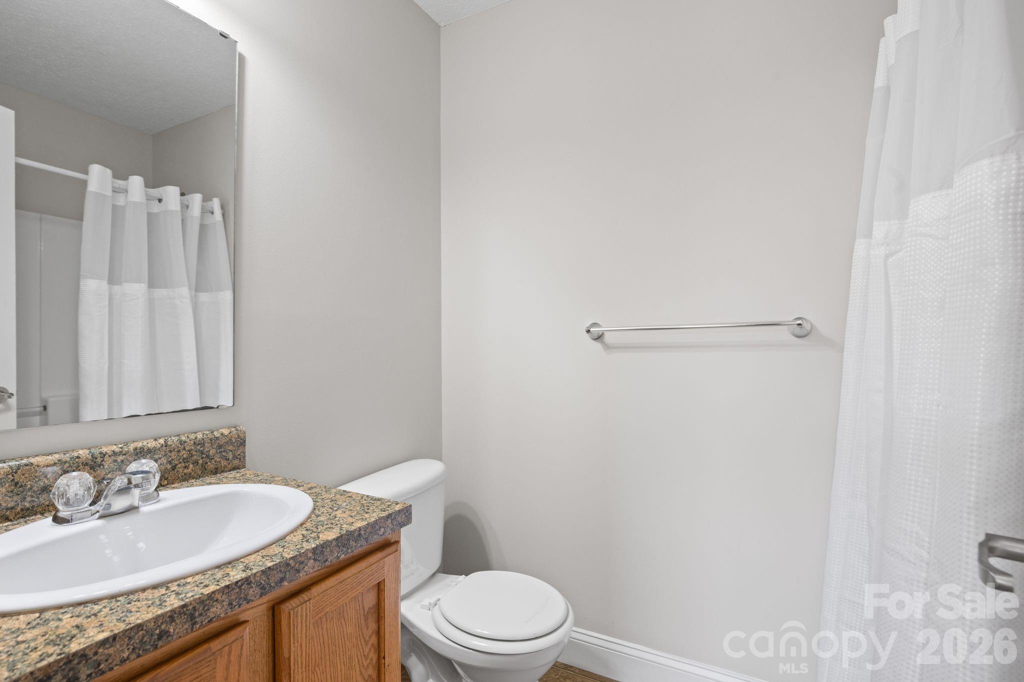 53 W Newberry Drive Property Photo 12