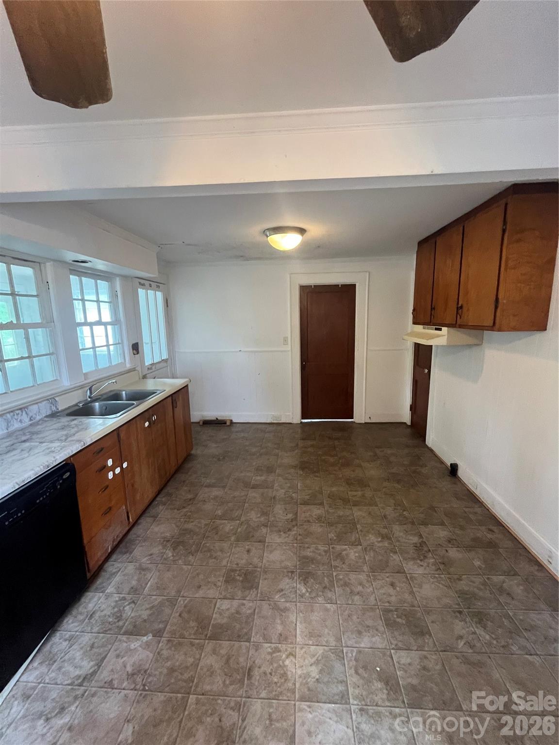 503 Aquadale Road Property Photo 19