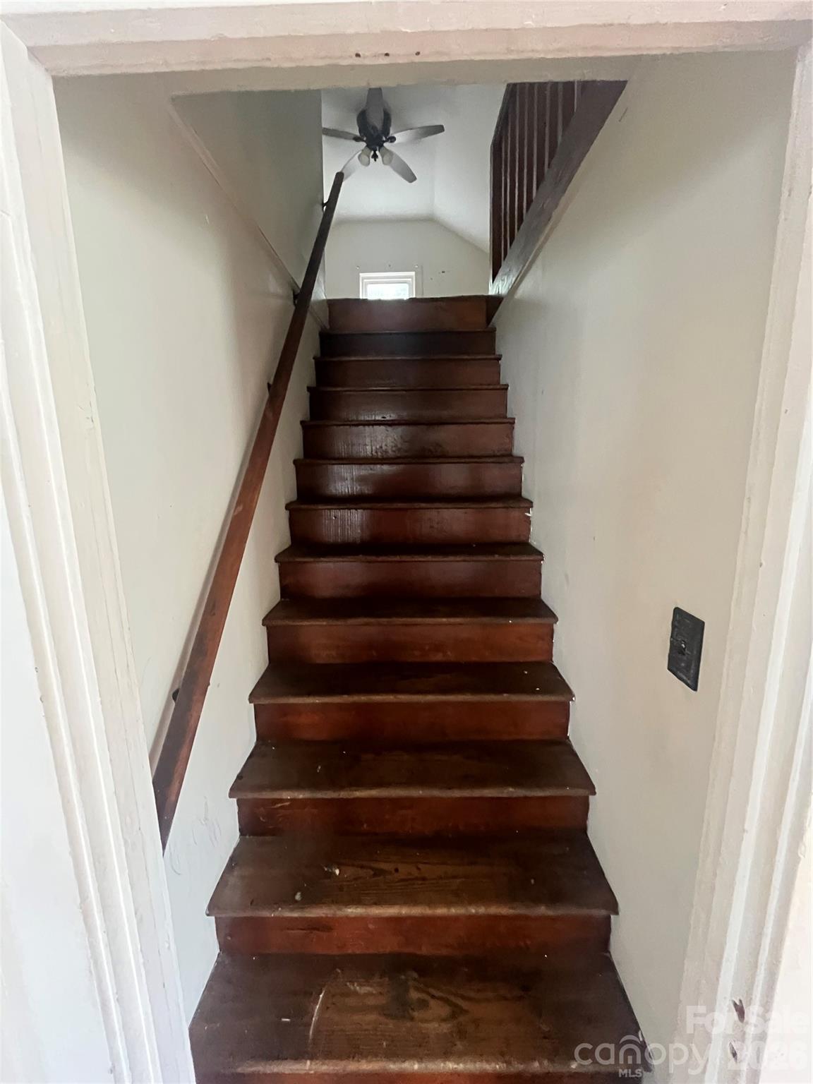 503 Aquadale Road Property Photo 23