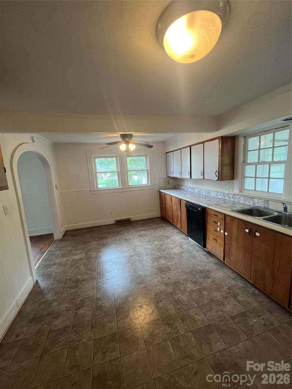 503 Aquadale Road Property Photo 24