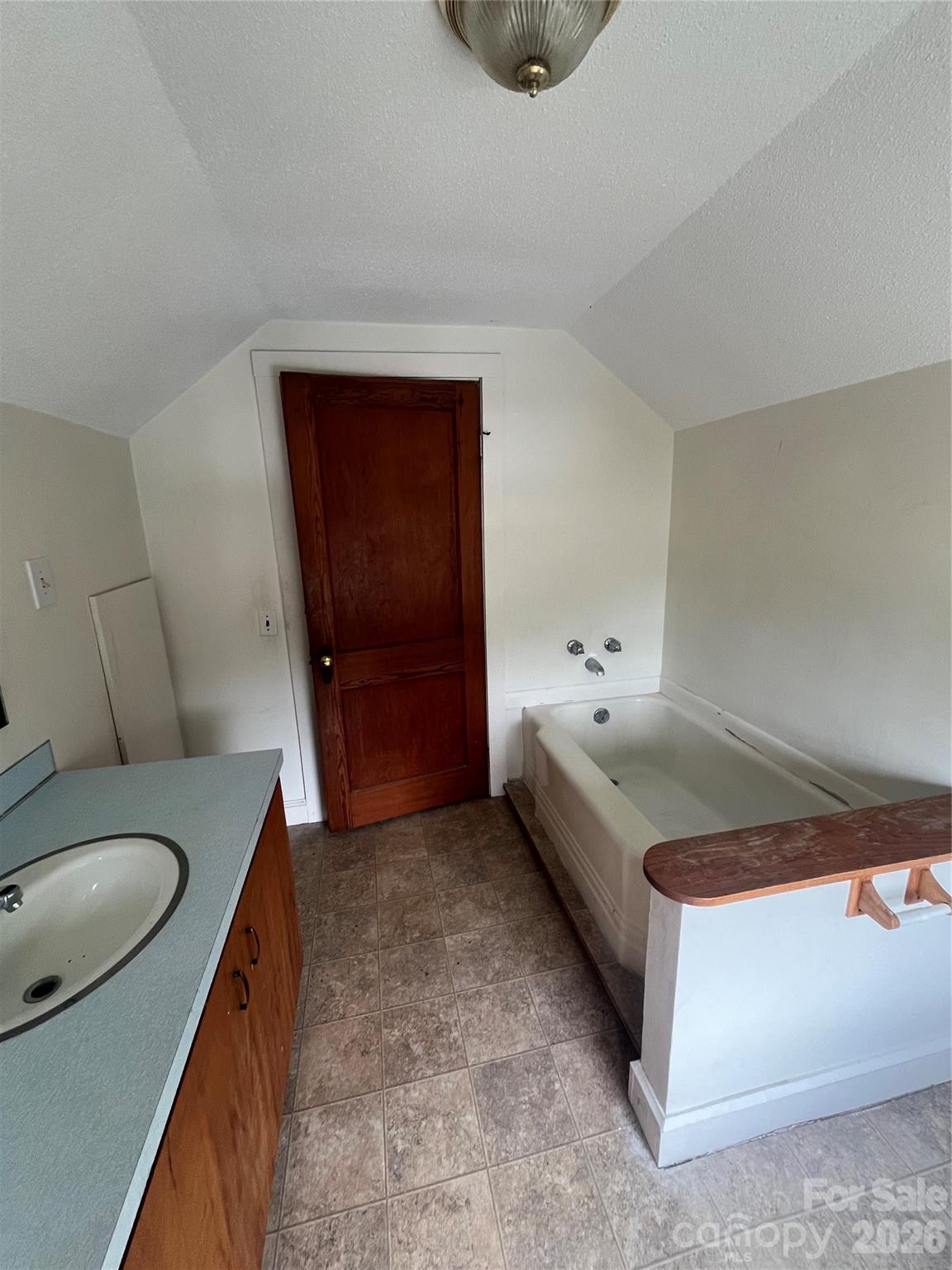 503 Aquadale Road Property Photo 26
