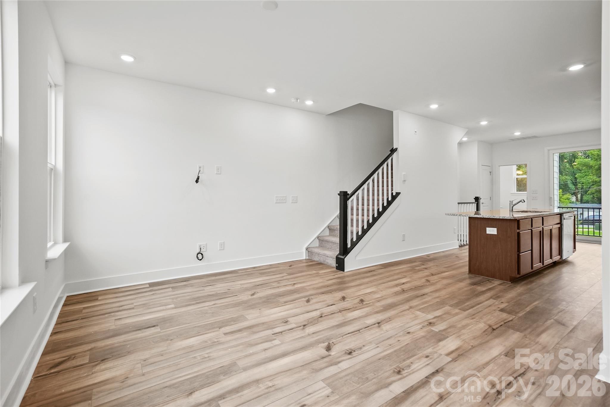 1013 Revival Row Property Photo 15