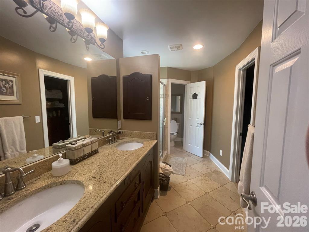 829 Savannah Place Drive Property Photo 15