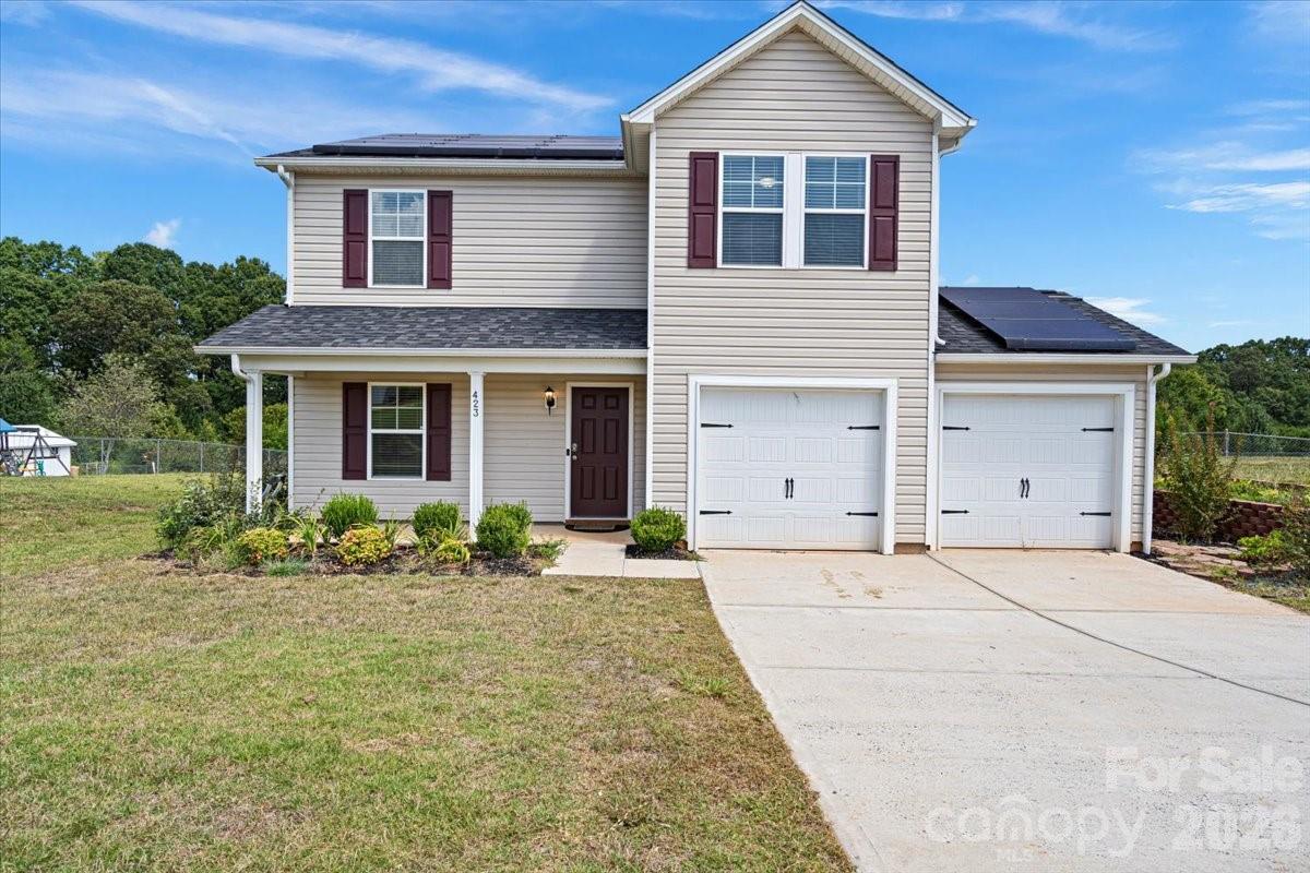 423 Webb Road Property Photo 1