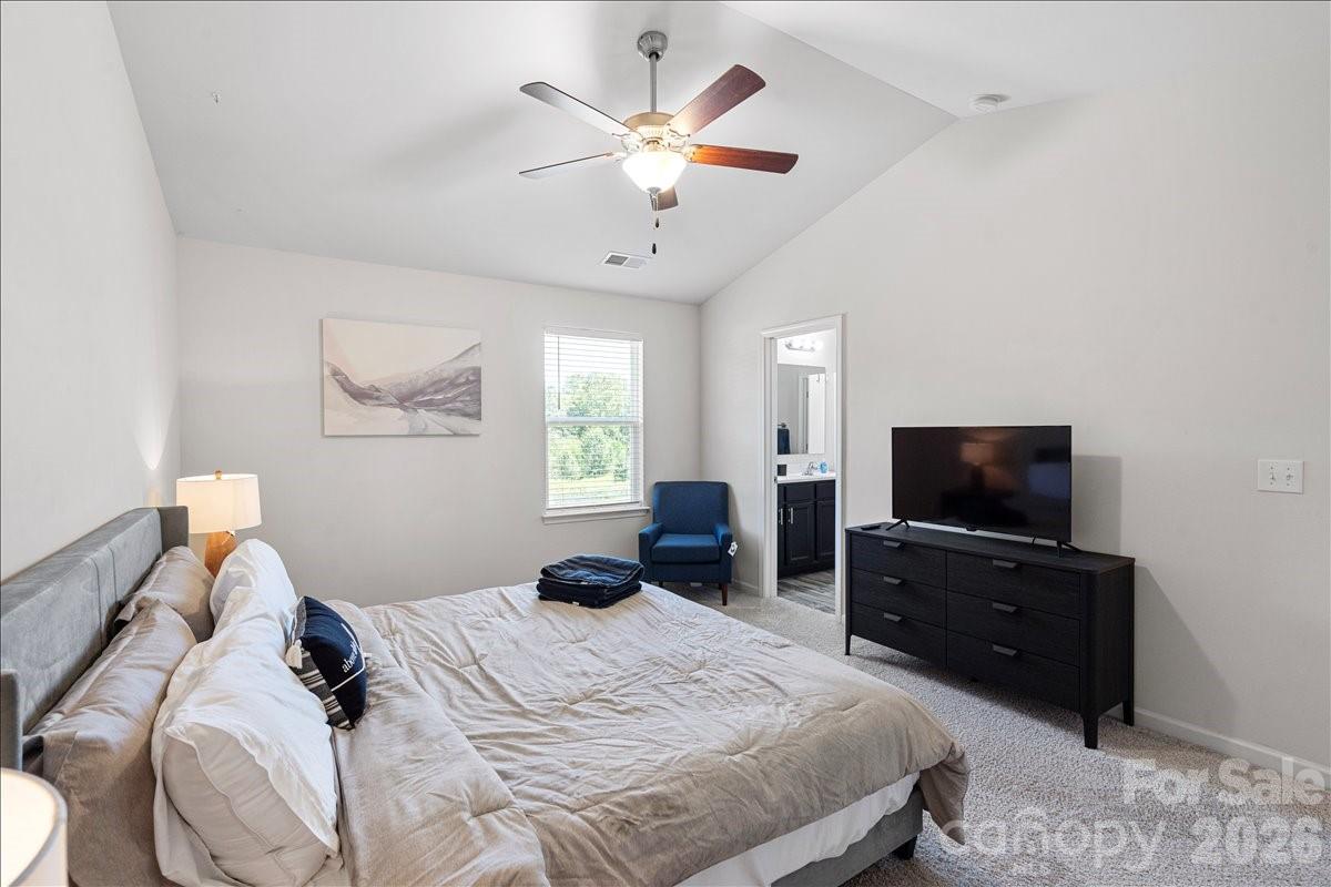 423 Webb Road Property Photo 15