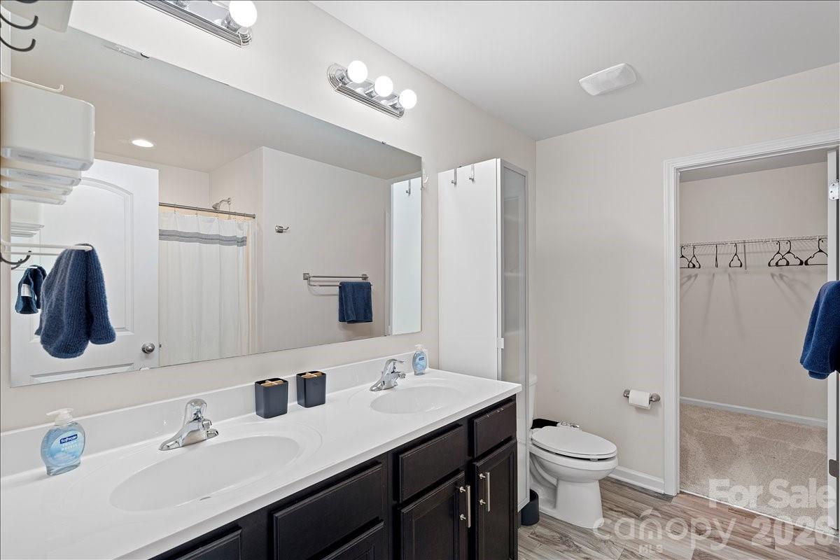 423 Webb Road Property Photo 17