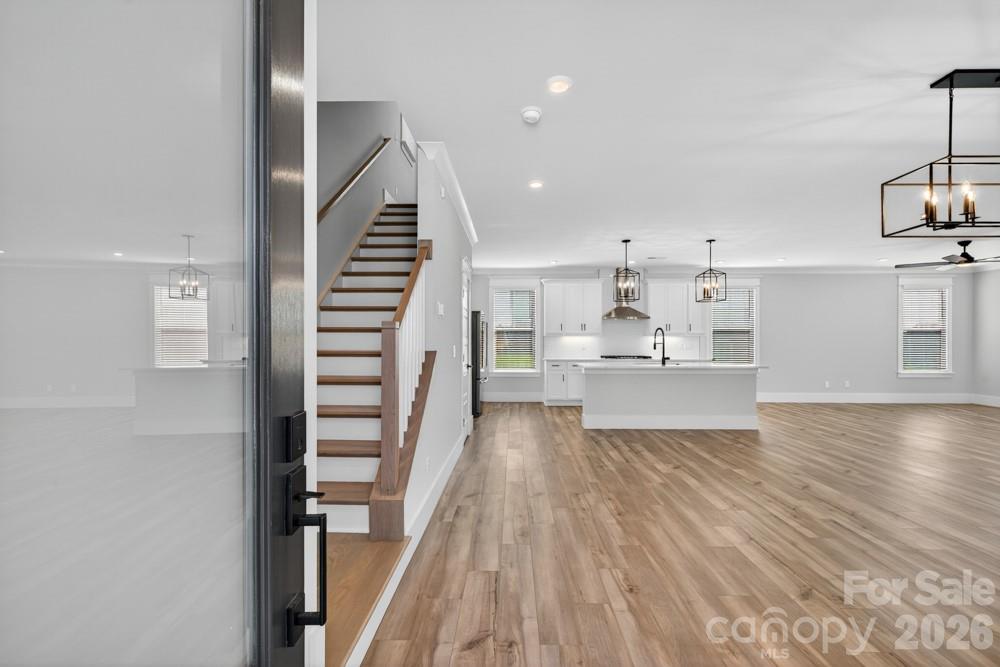 1939 Hendricks Street Property Photo 5