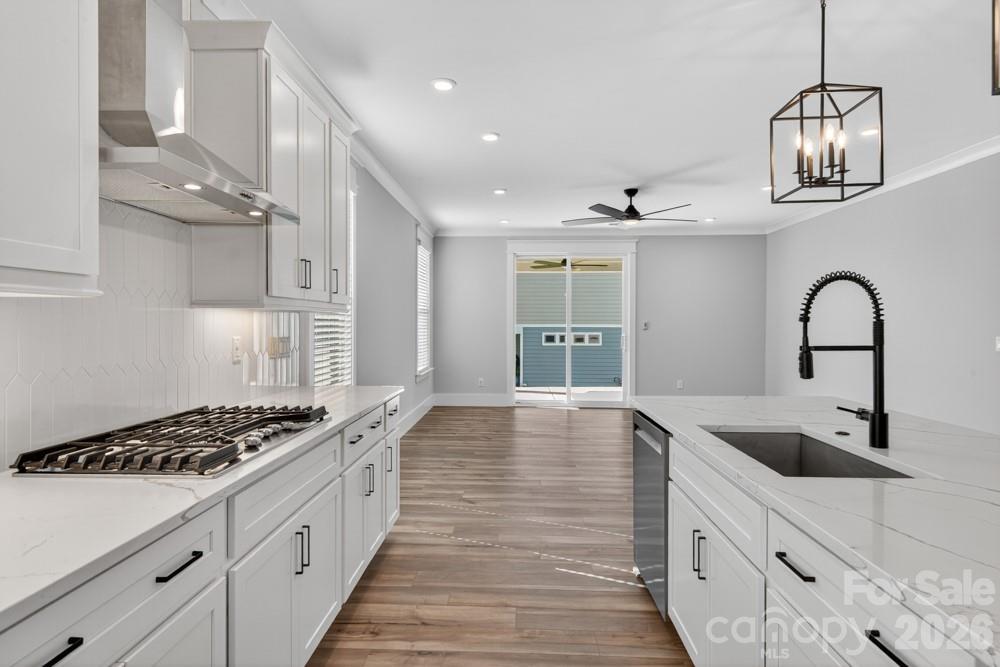 1939 Hendricks Street Property Photo 14