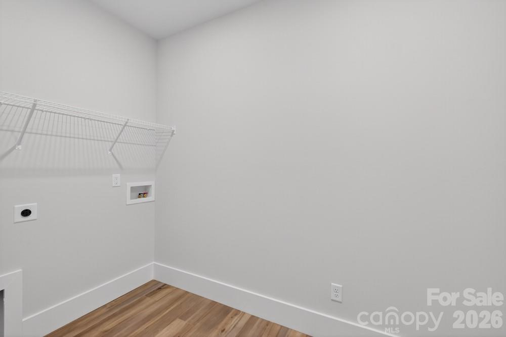 1939 Hendricks Street Property Photo 28