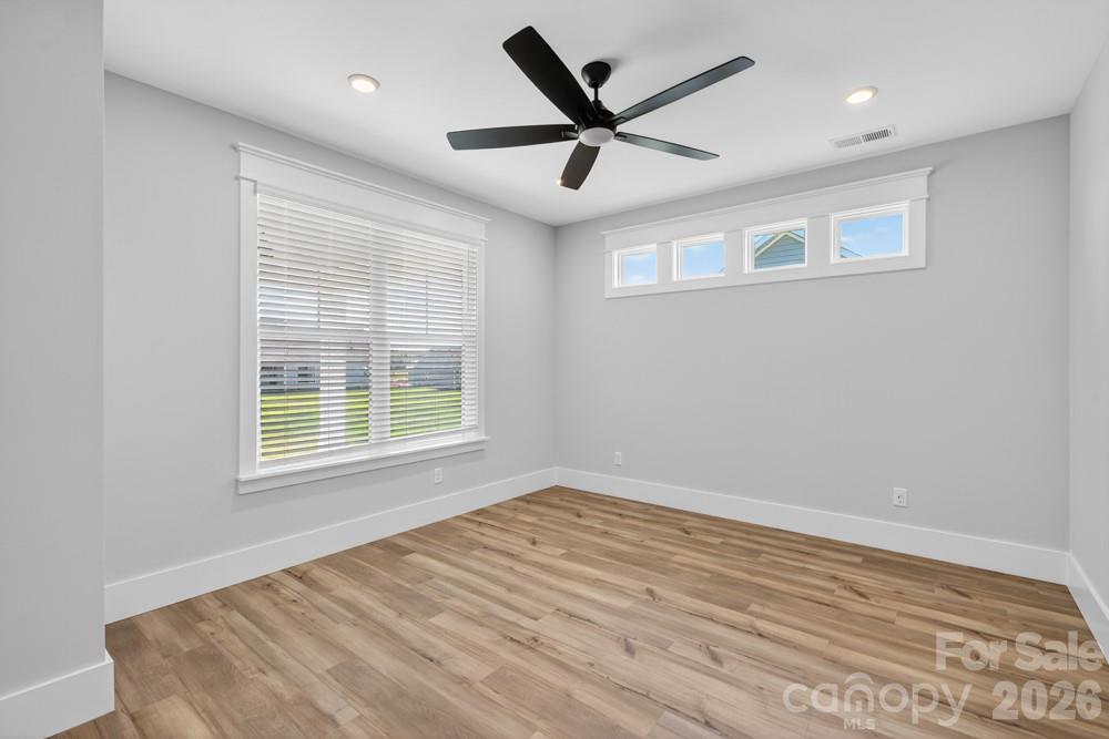 1939 Hendricks Street Property Photo 30