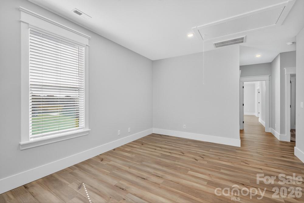 1939 Hendricks Street Property Photo 35