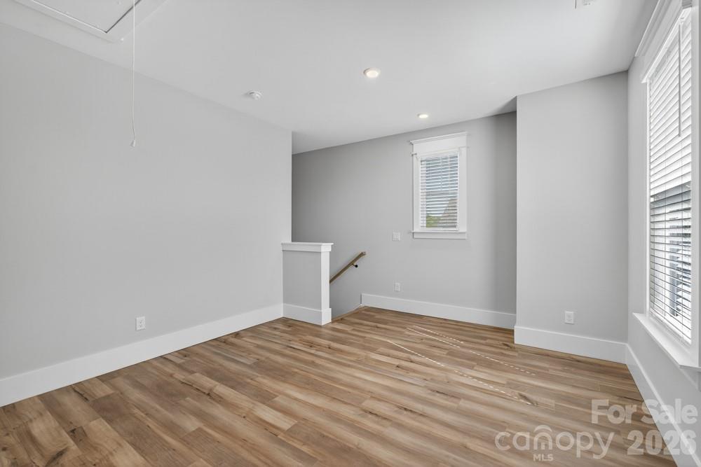 1939 Hendricks Street Property Photo 36