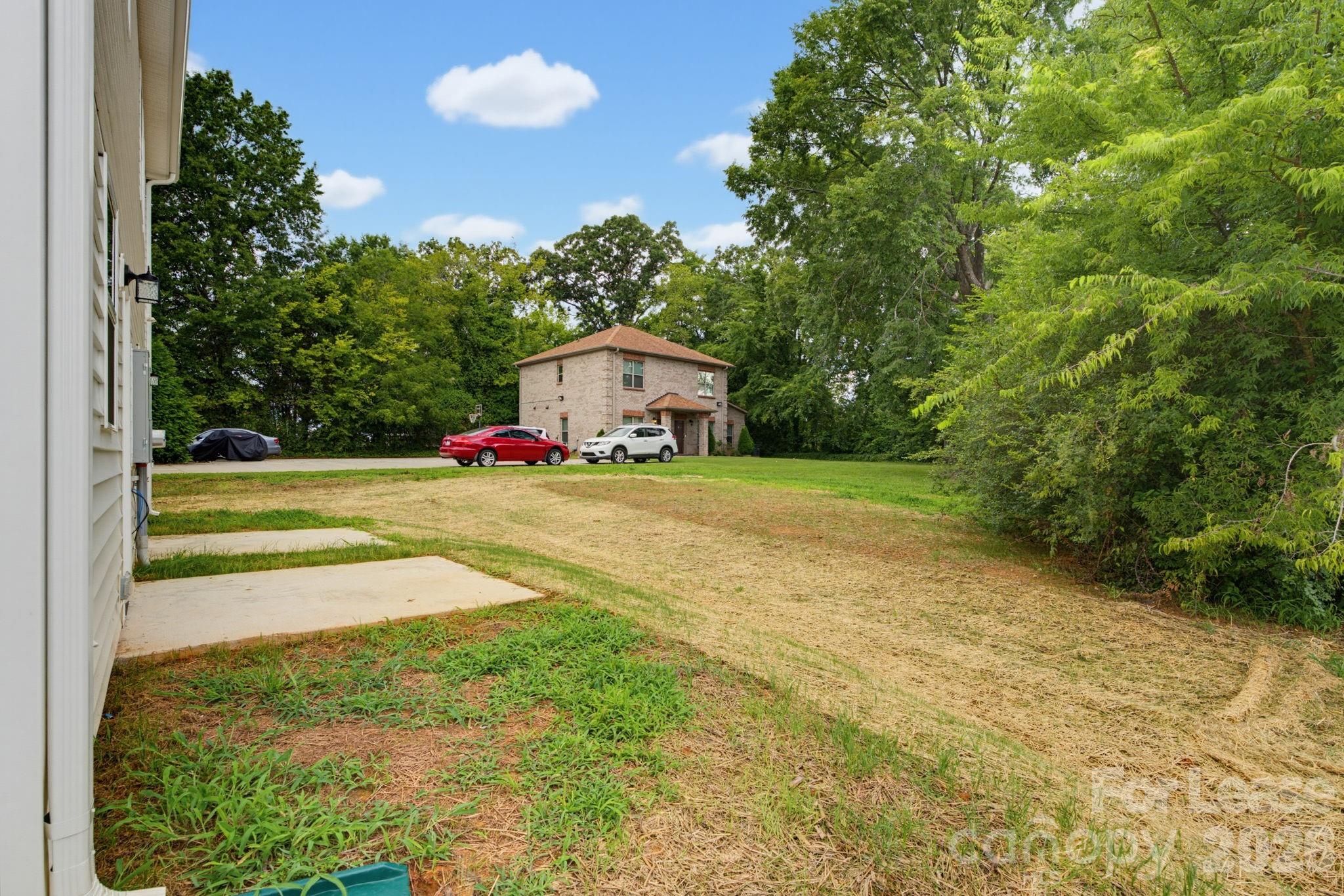 104 Maple Avenue B Property Photo 18