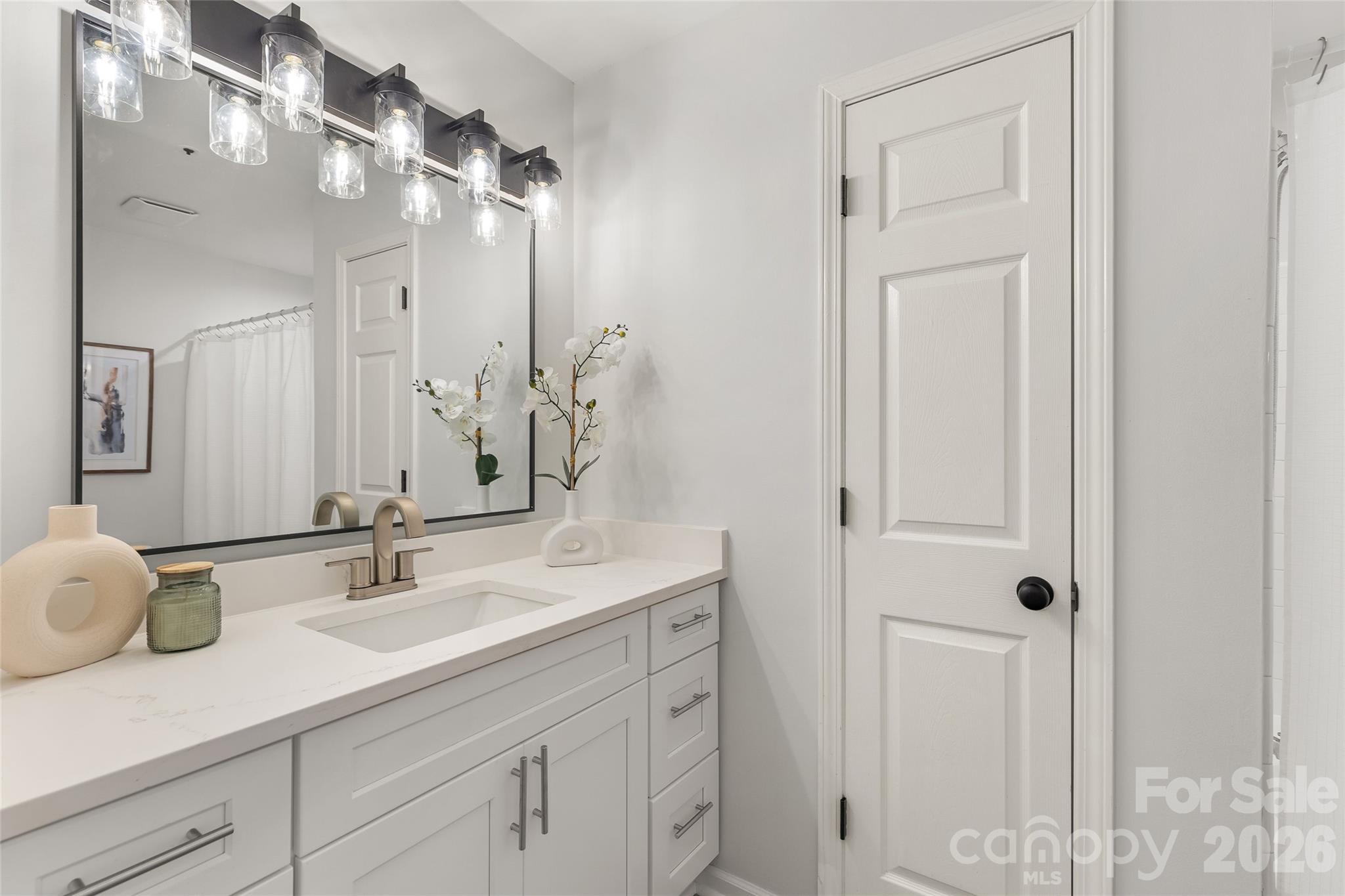 757 Southwest Drive 8 Property Photo 14
