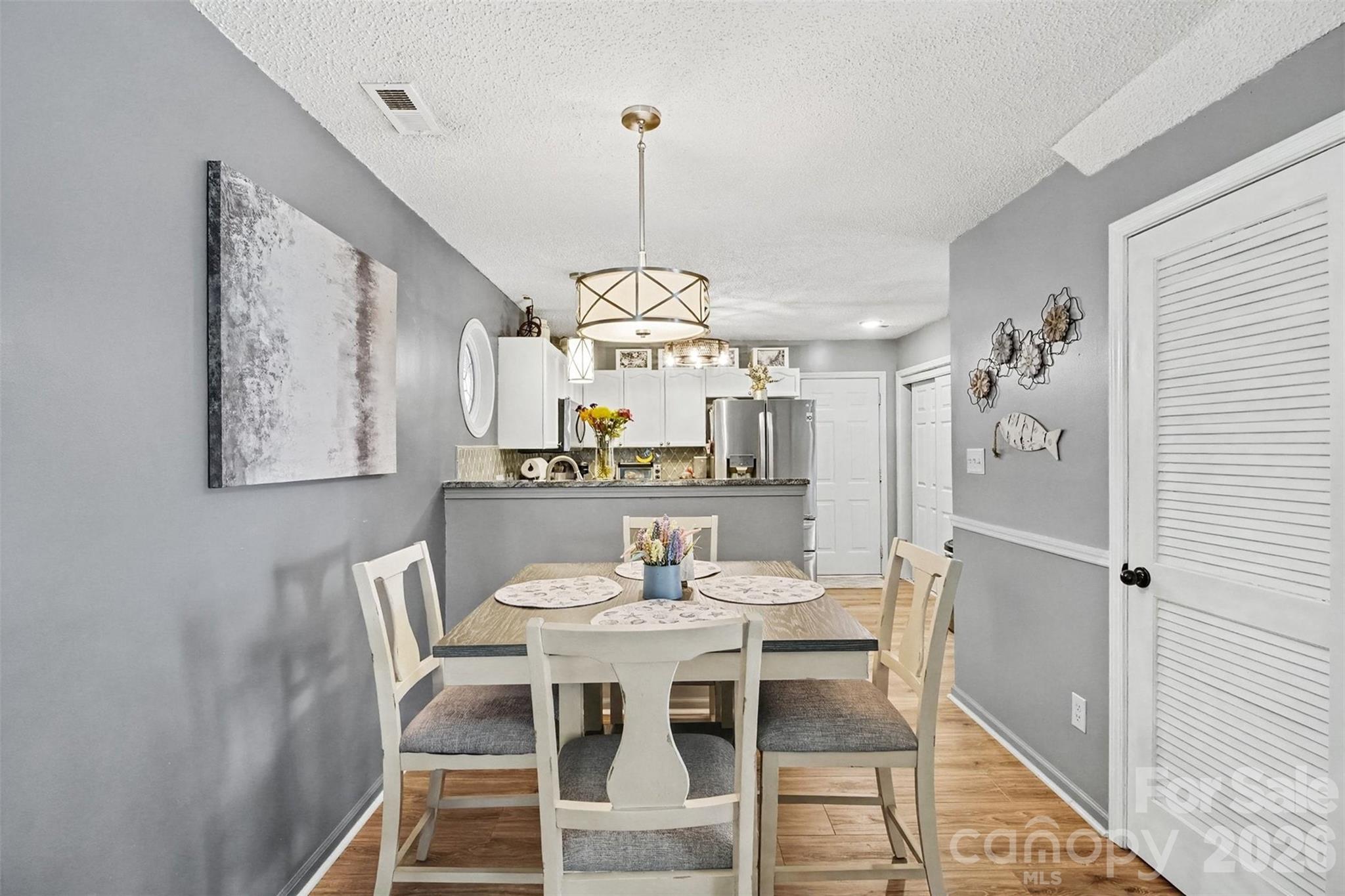 4828 Asherton Place Property Photo 4
