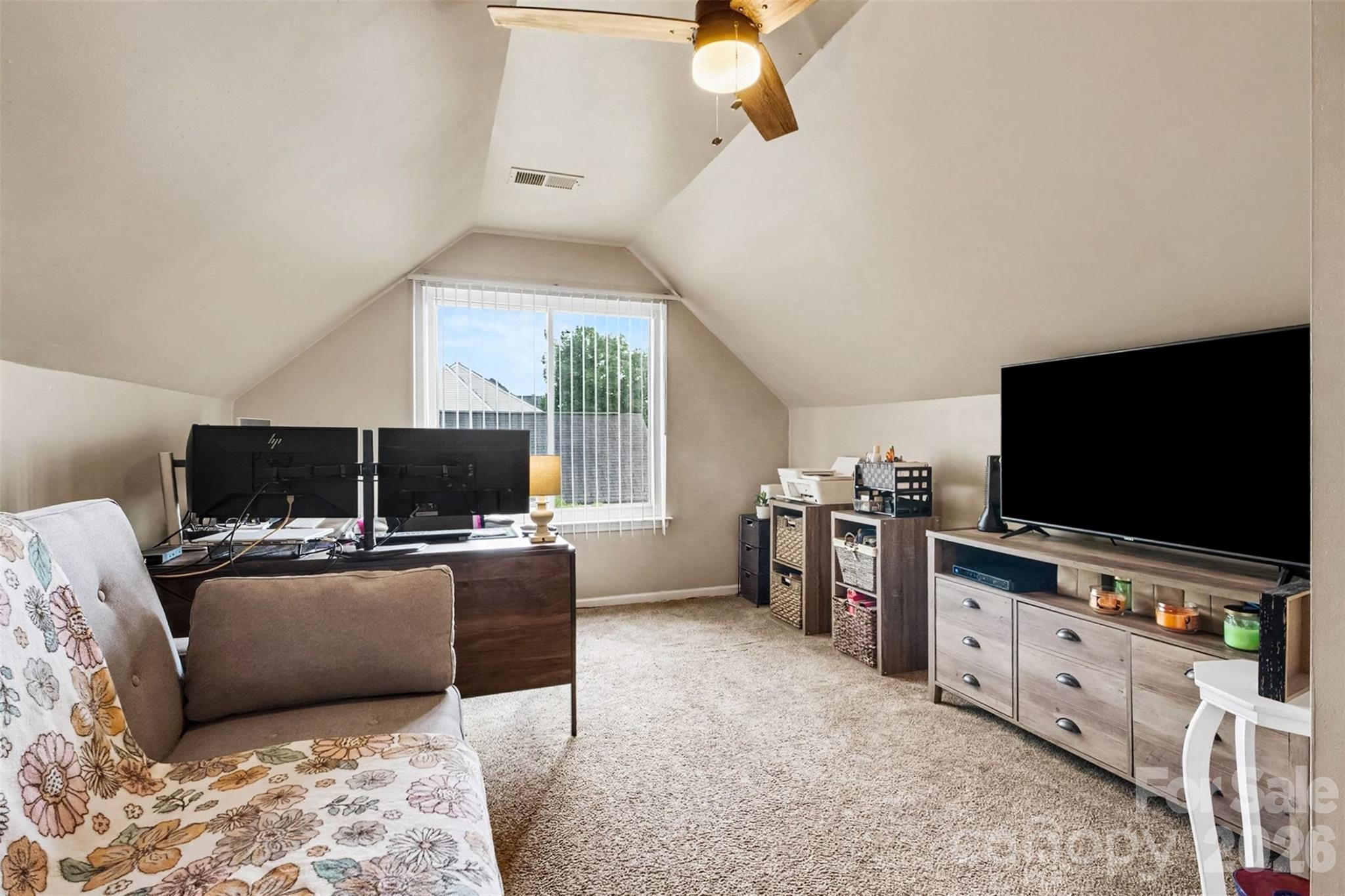 4828 Asherton Place Property Photo 10