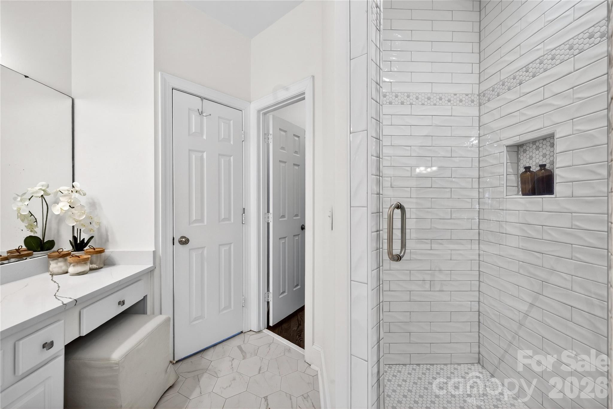 6424 Antioch Court Property Photo 9