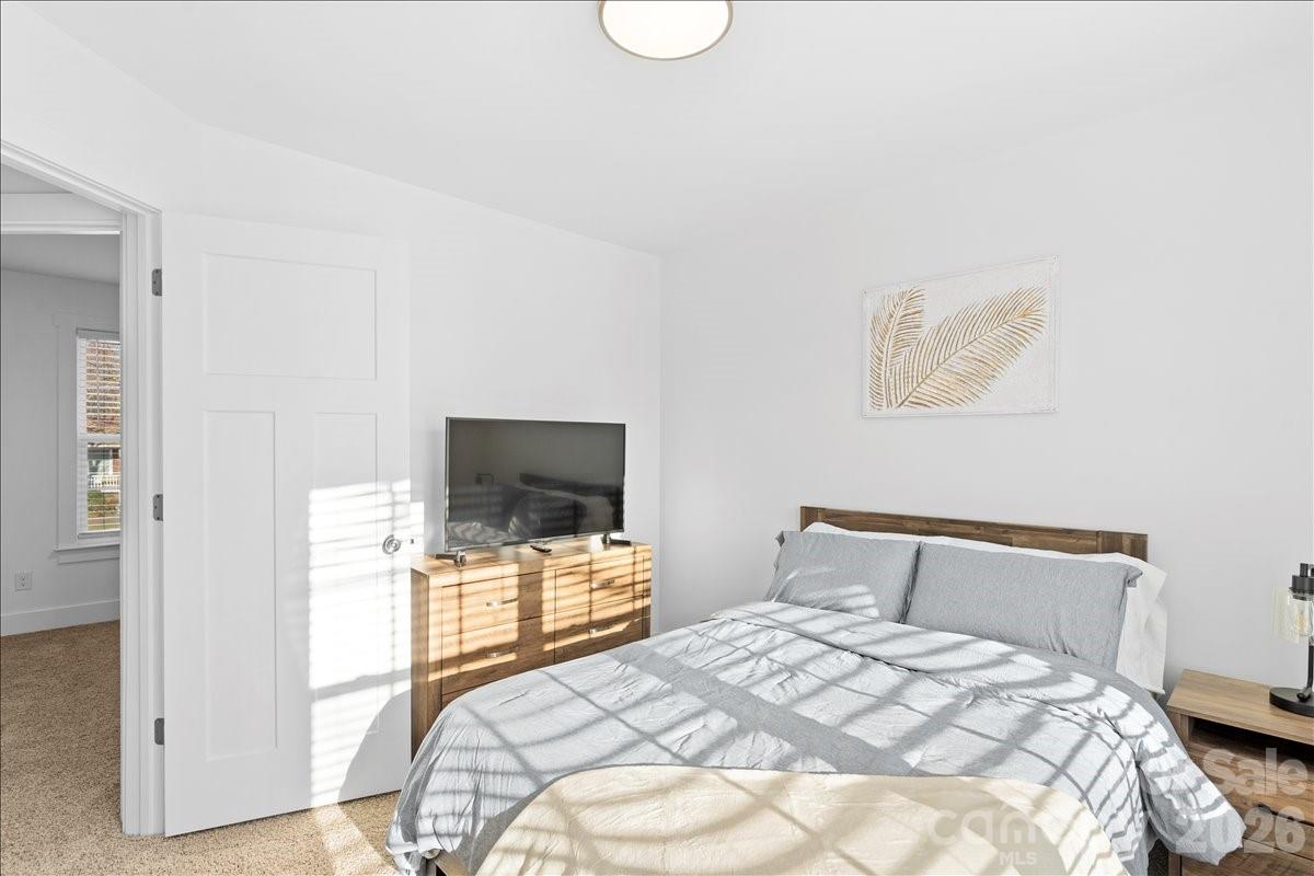 345 Henderson Street Property Photo 19