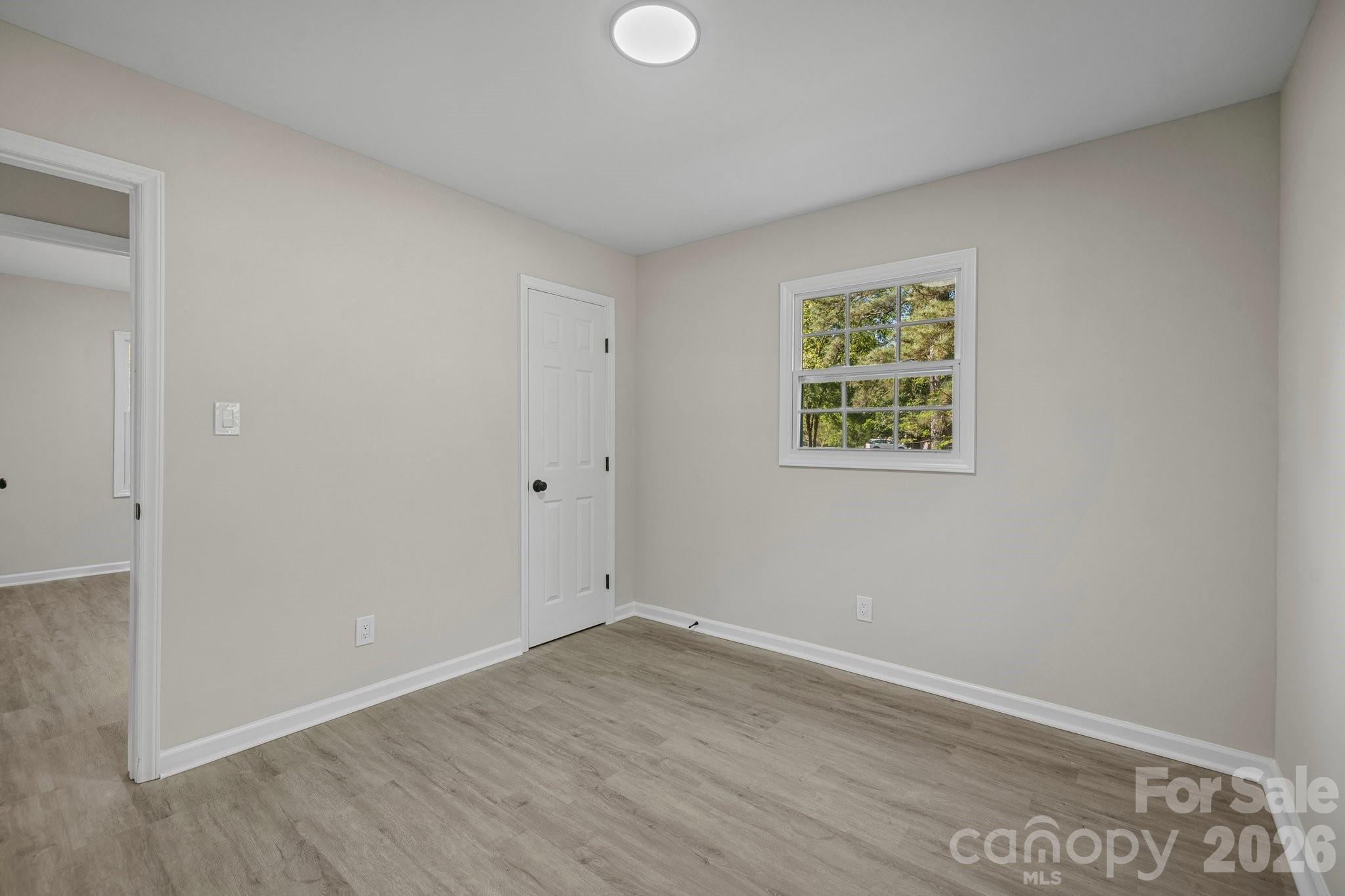 432 Springhill Drive Property Photo 4