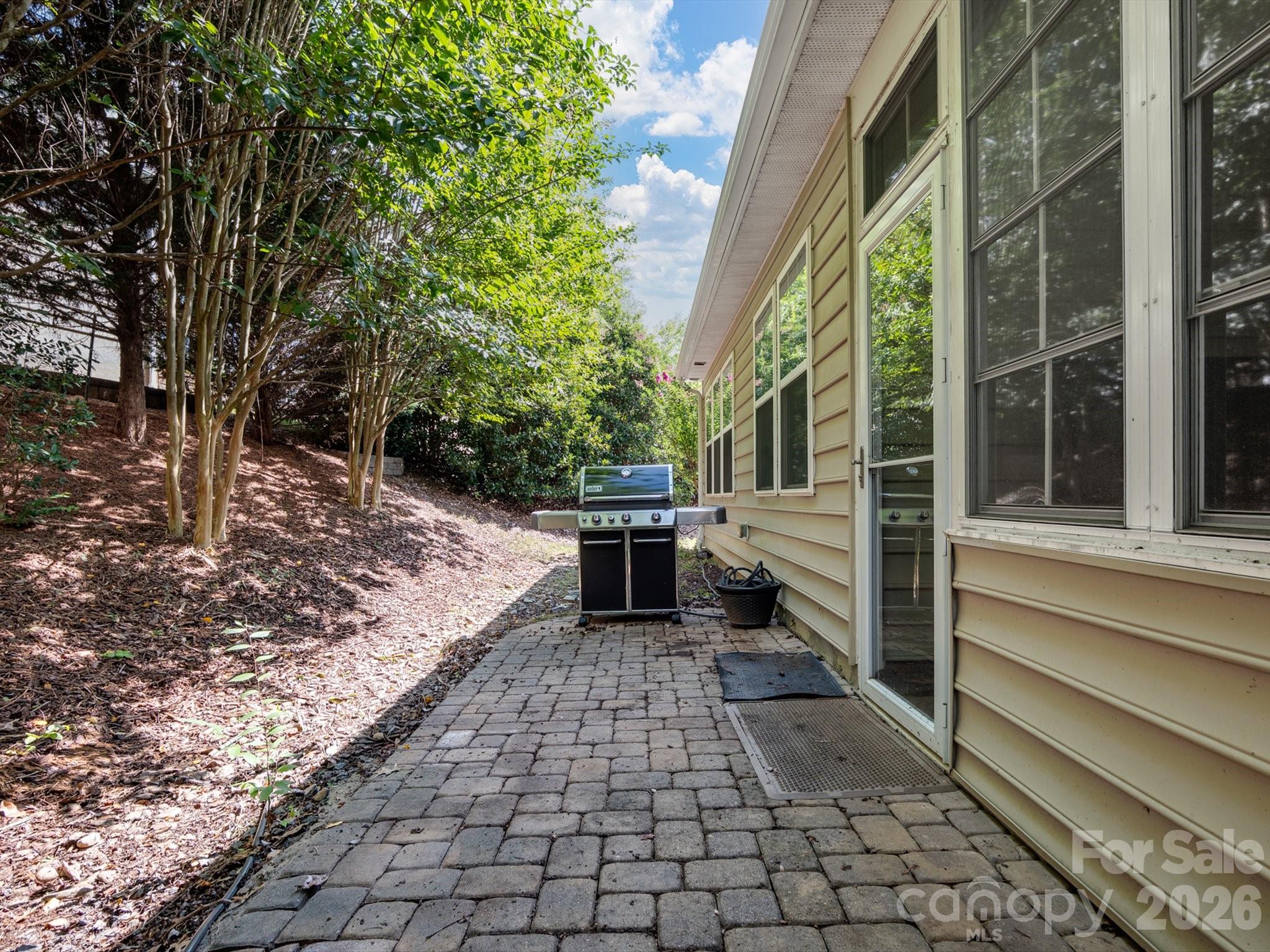 141 Carmen Way Property Photo 31