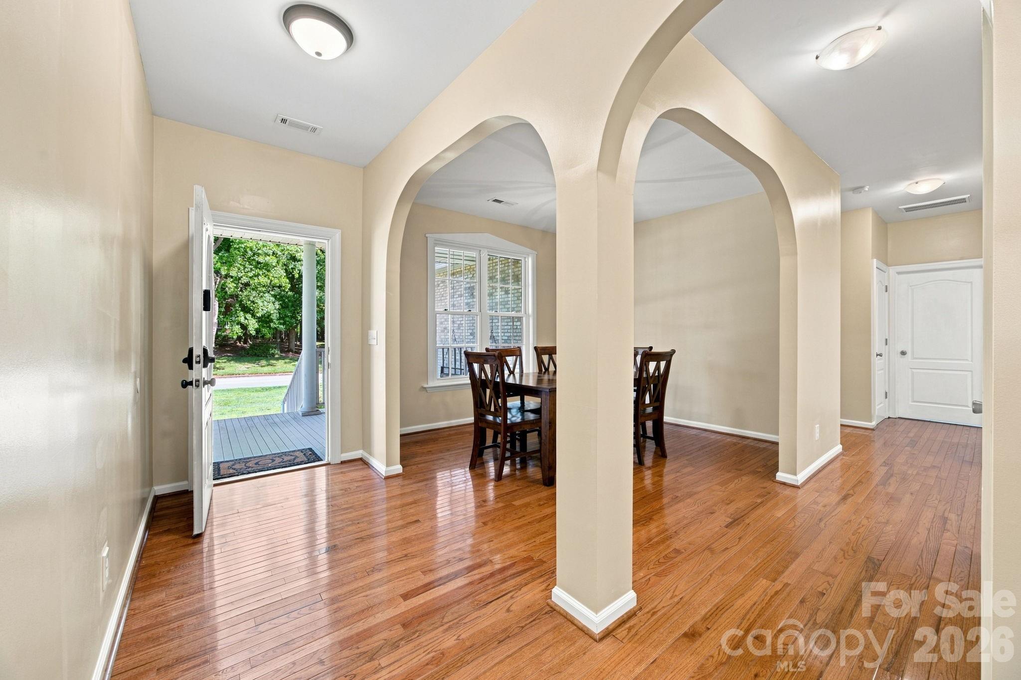421 De Lara Circle Property Photo 9