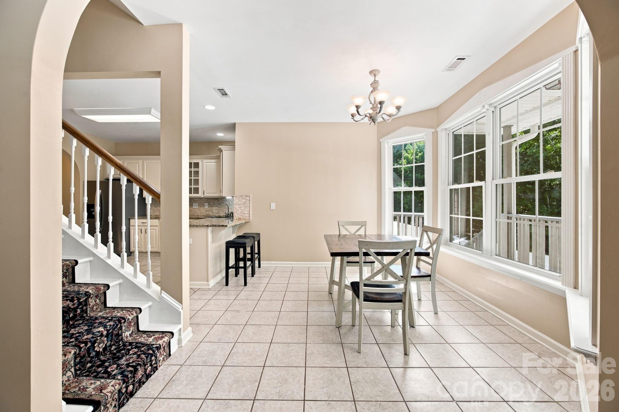 421 De Lara Circle Property Photo 14