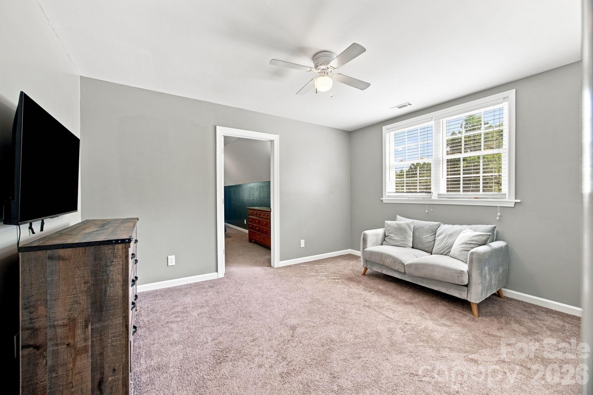 421 De Lara Circle Property Photo 31